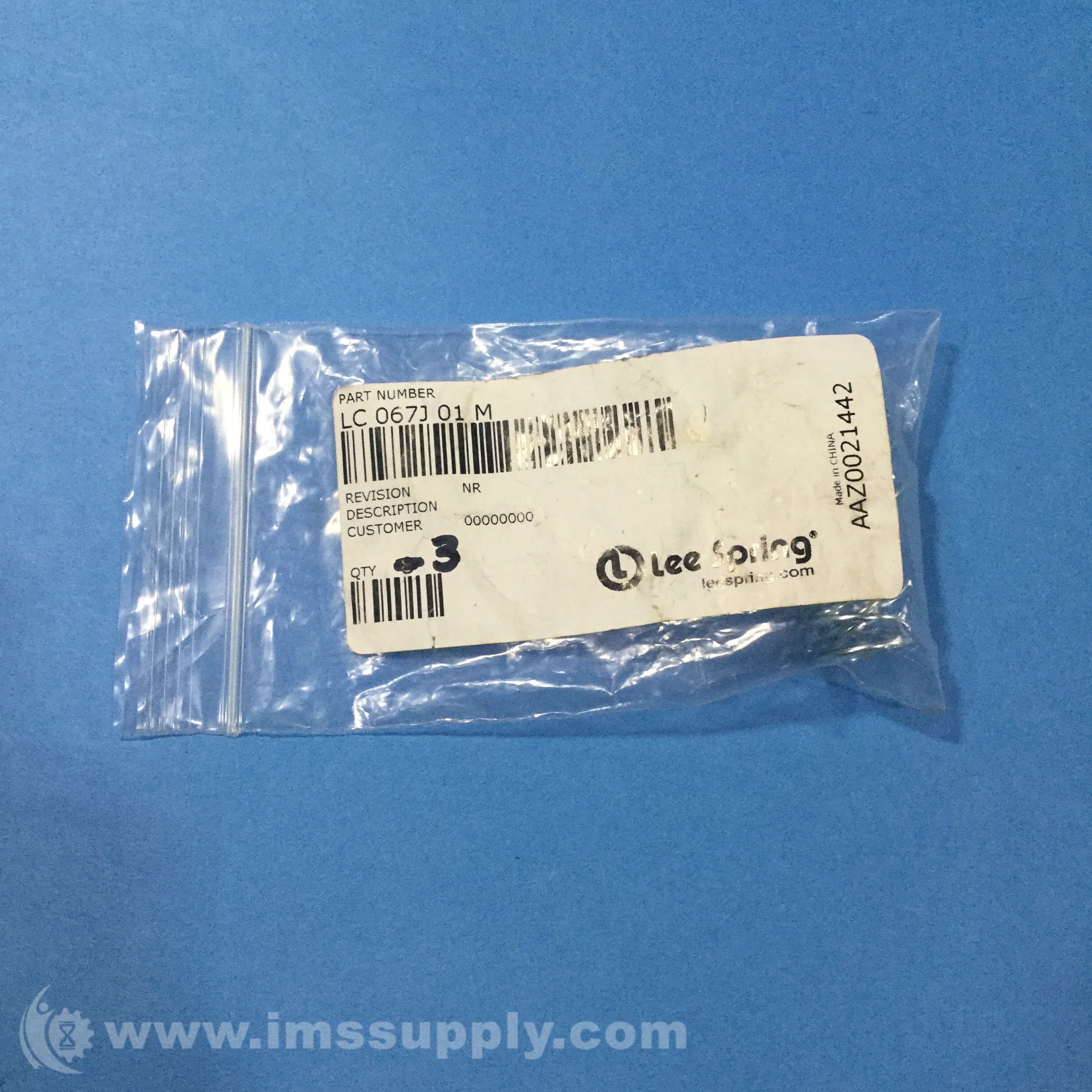 Lee Spring LC 067J 01 M Helical Compression Springs, Bag of 3 - IMS Supply