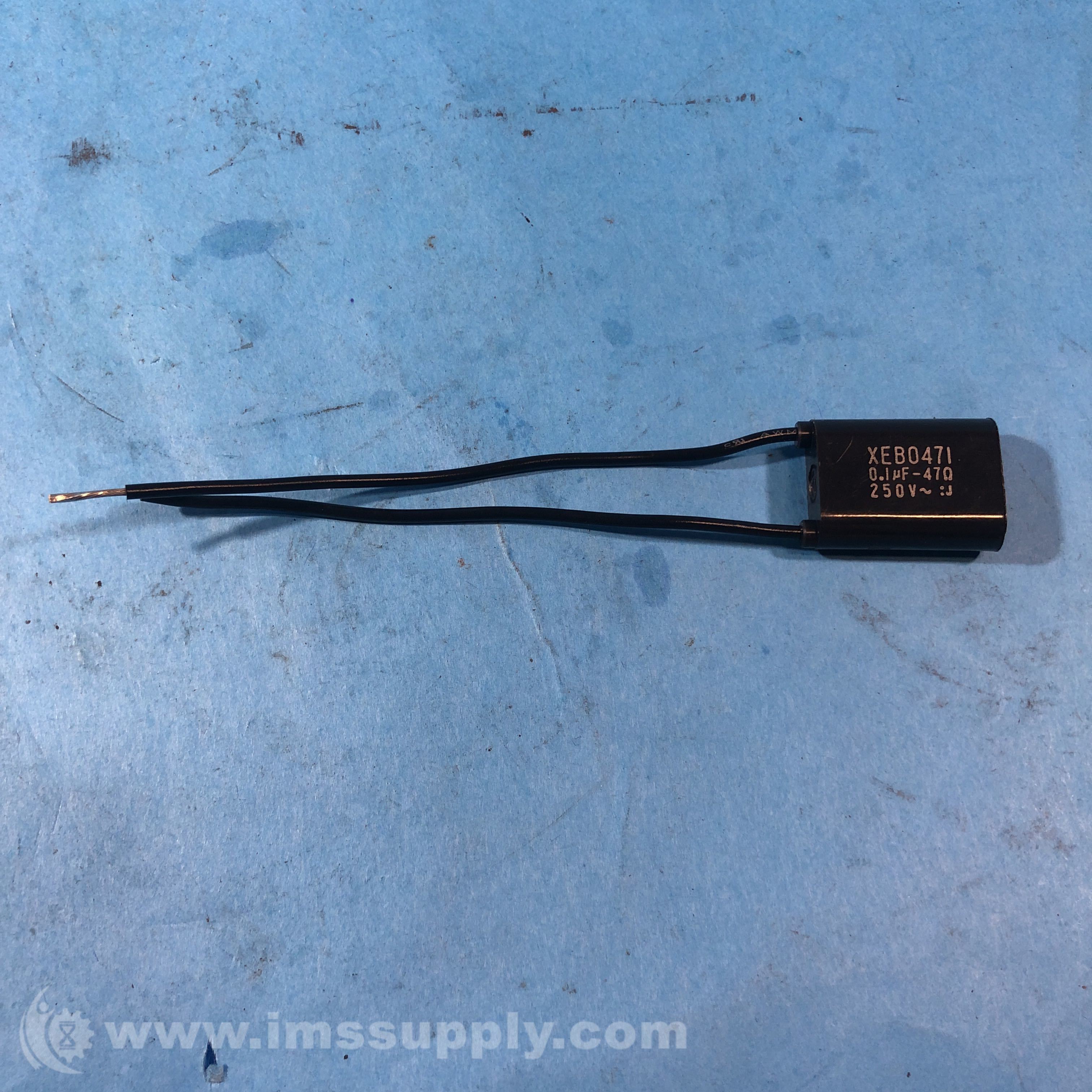 XEB0471 RC Network Suppressor - 0.1uF - 47 Ohm - (+/-) 30