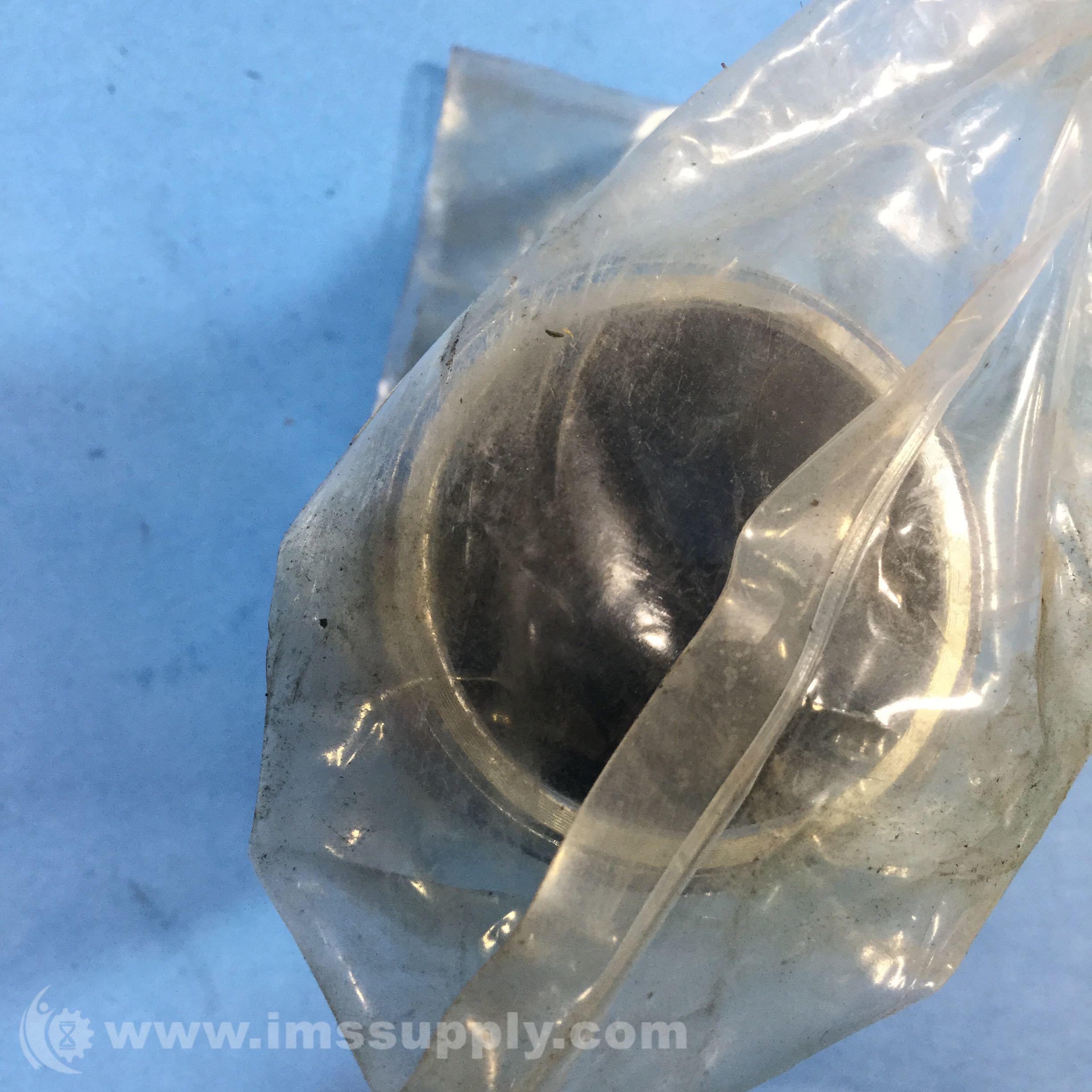 Eaton Corporation P-077002 Breather Pipe Adapter - IMS Supply