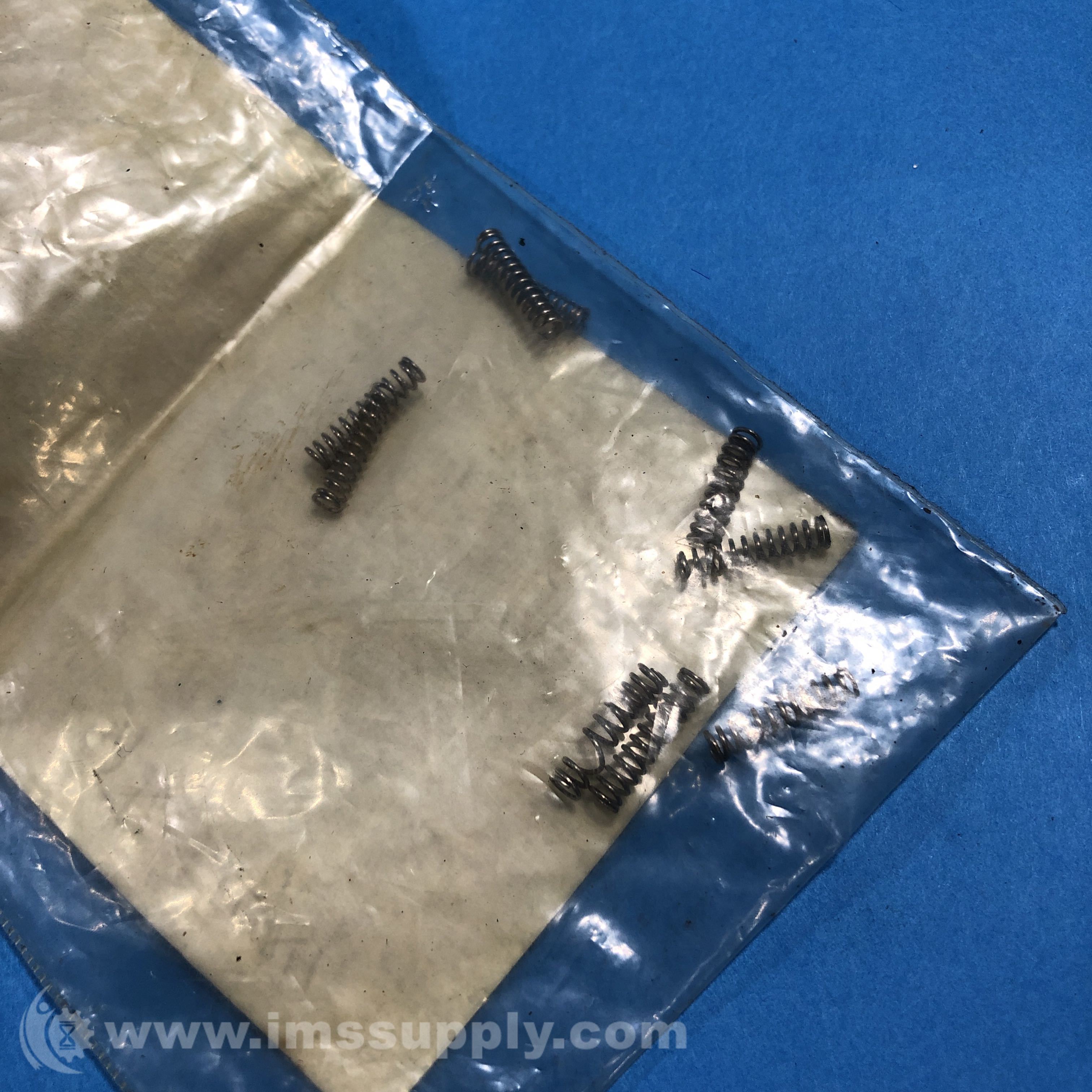 Lee Spring LC 018A 05 S Pack of 20 Compression Springs - IMS Supply