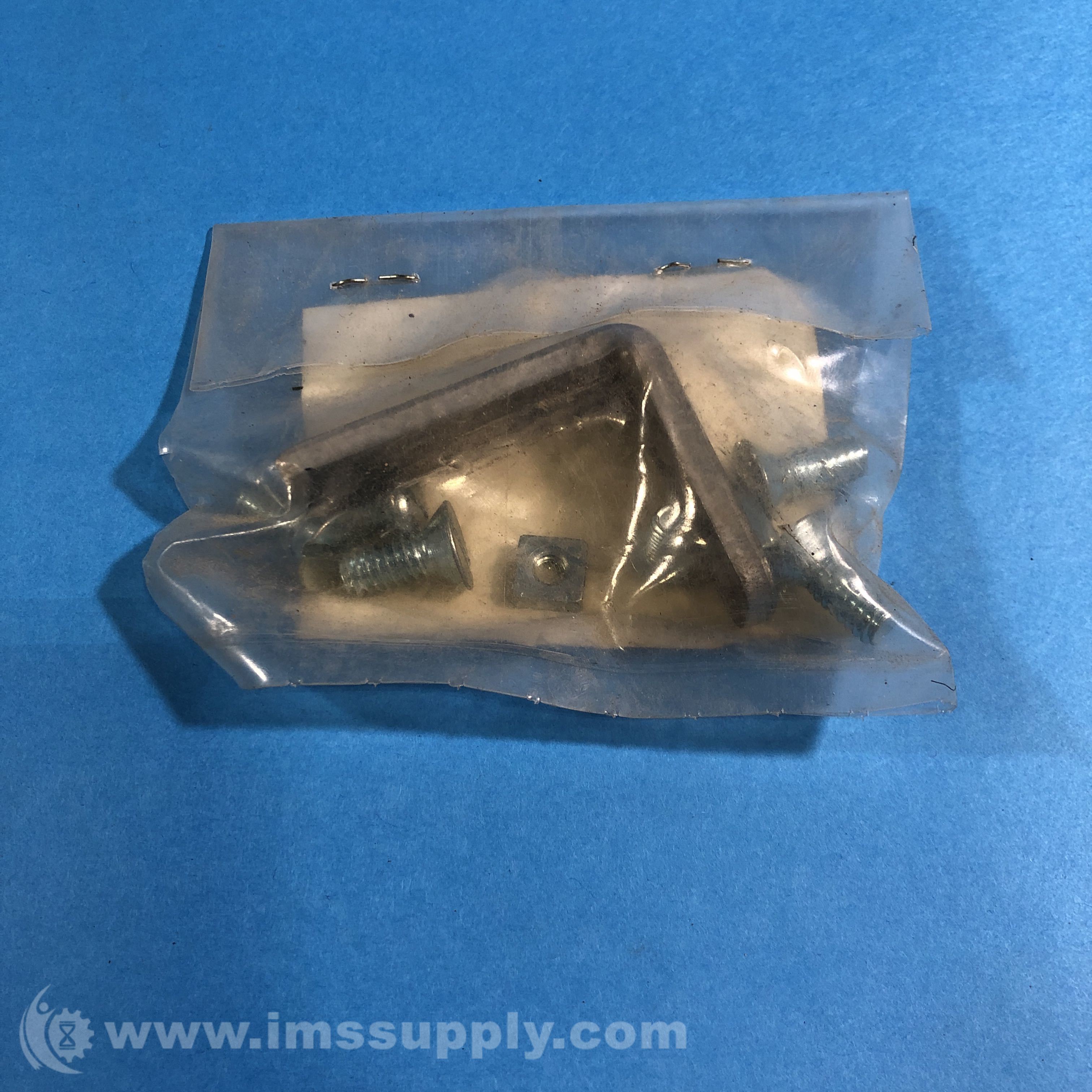 Johnson Controls D251351 Leaf Connector IMS Supply