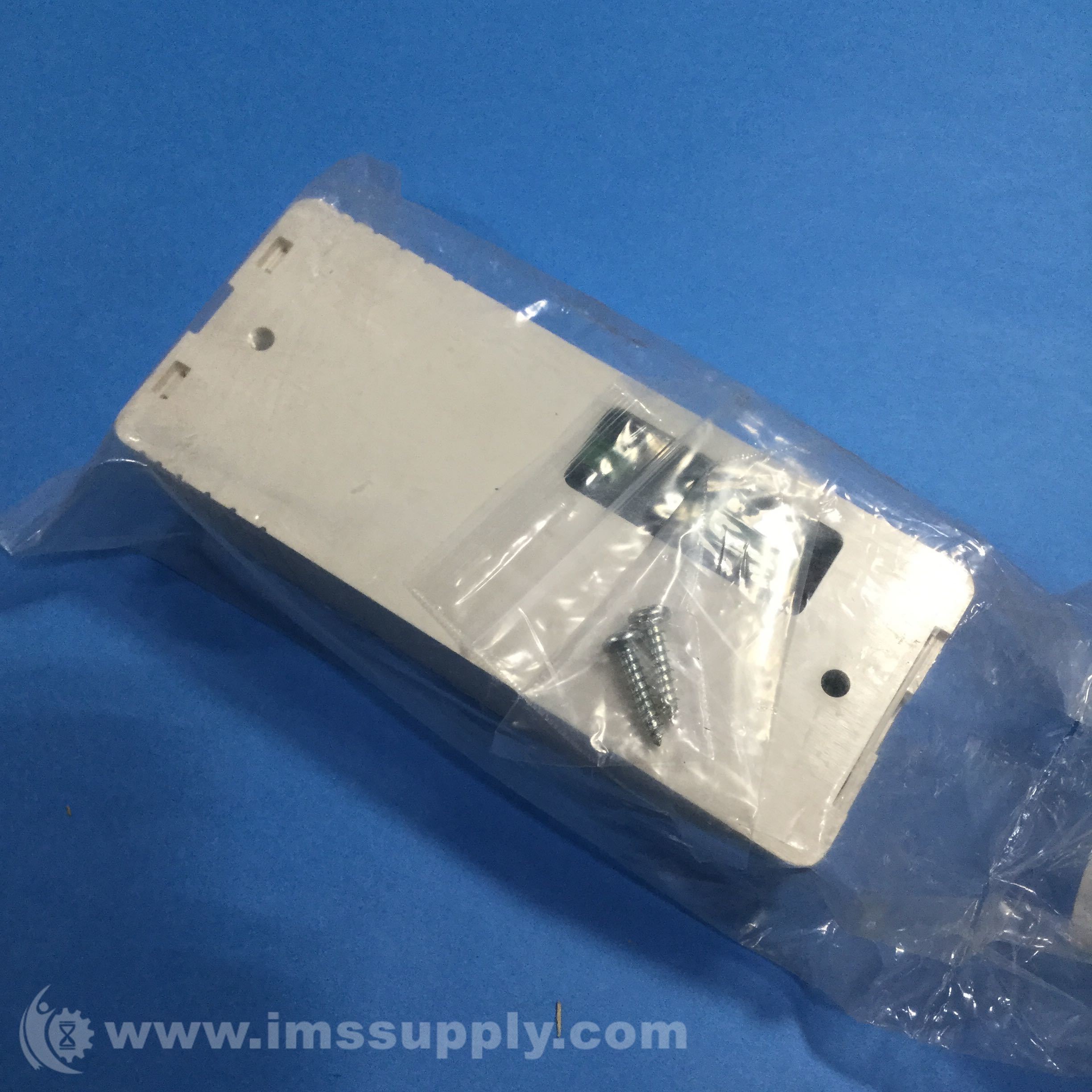 Phoenix Controls FHM430ENG Fume Hood Monitor IMS Supply