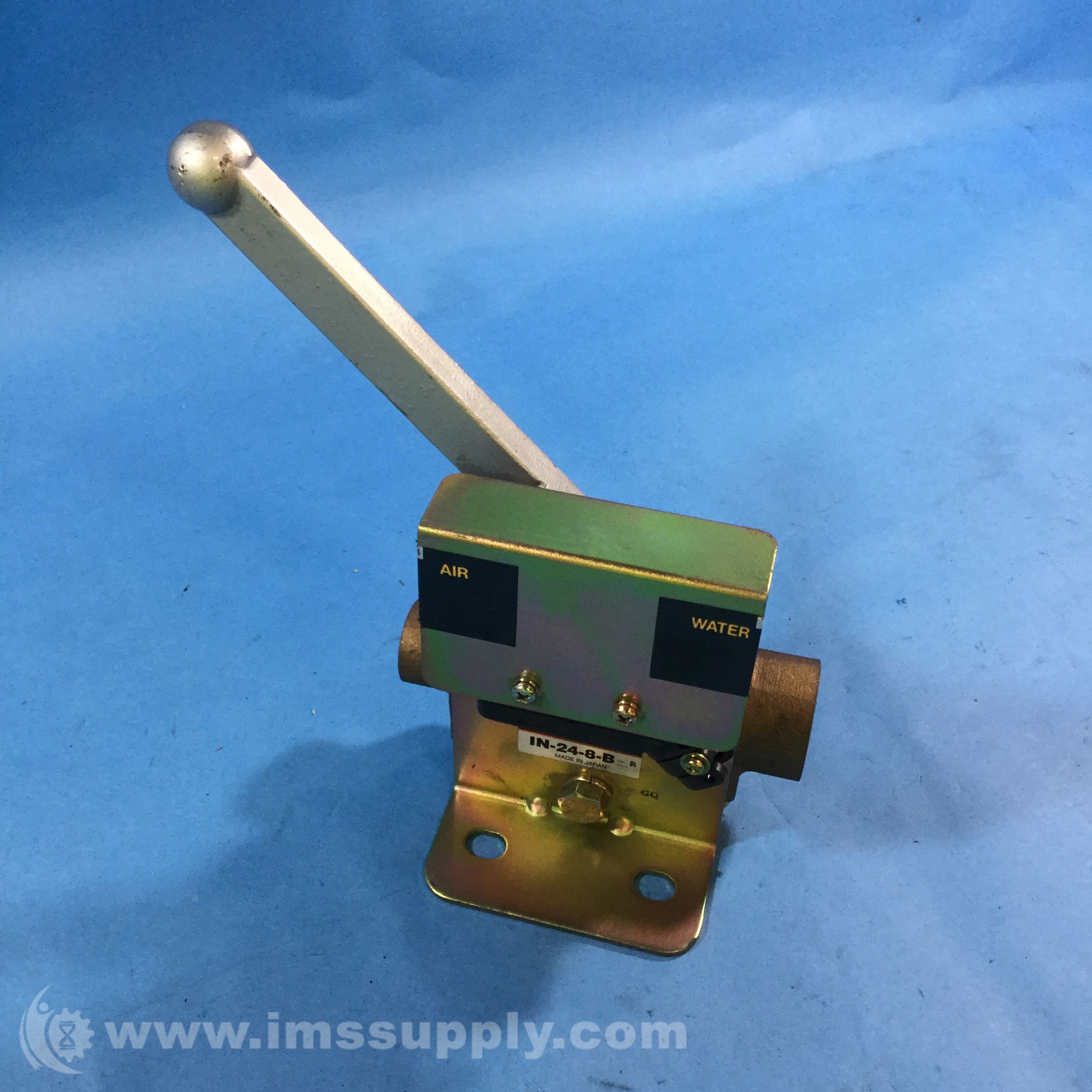 SMC IN-24-8-B-R 3 Way Valve - IMS Supply