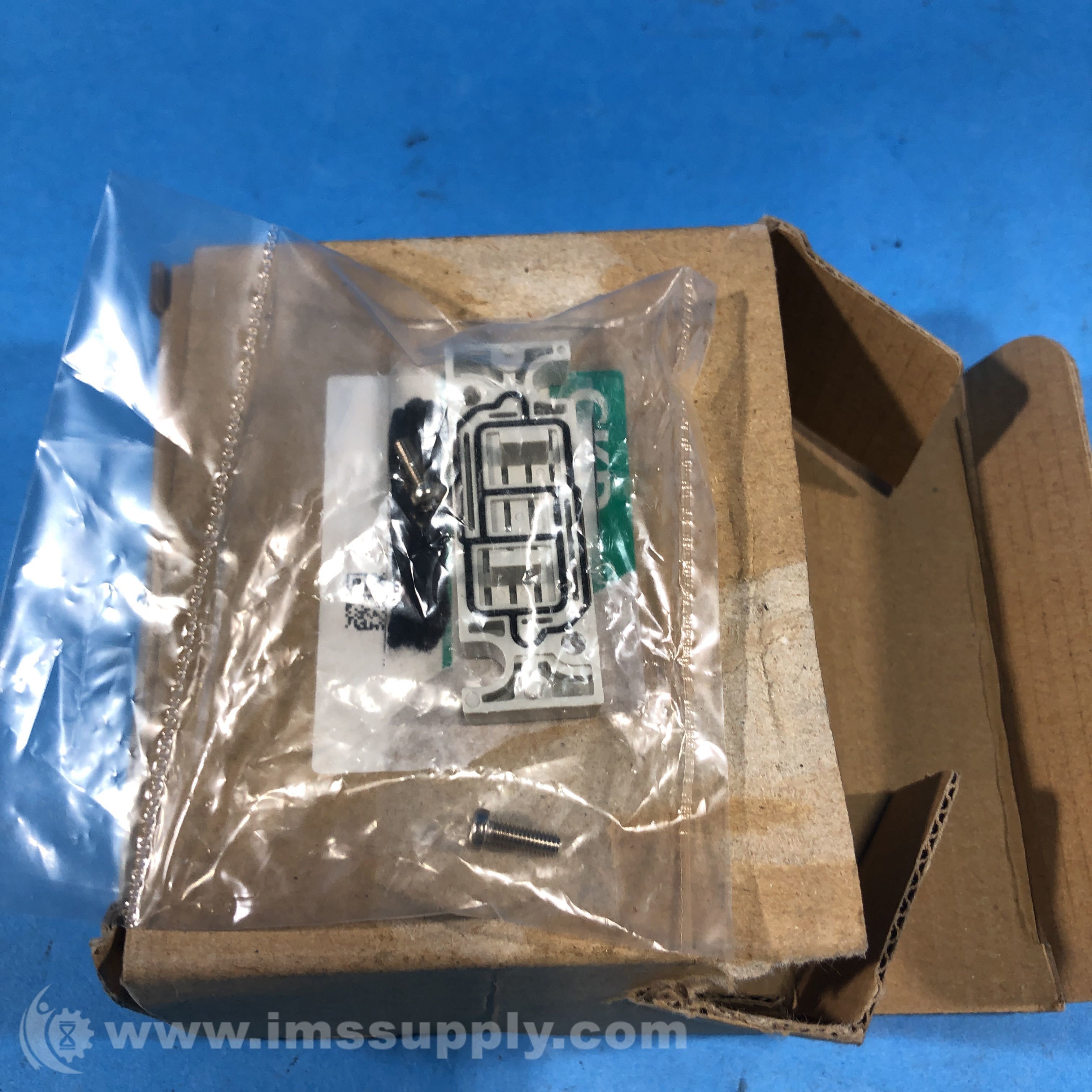 CKD 42G-PLATE-KIT Flange Mount Plate Kit - IMS Supply