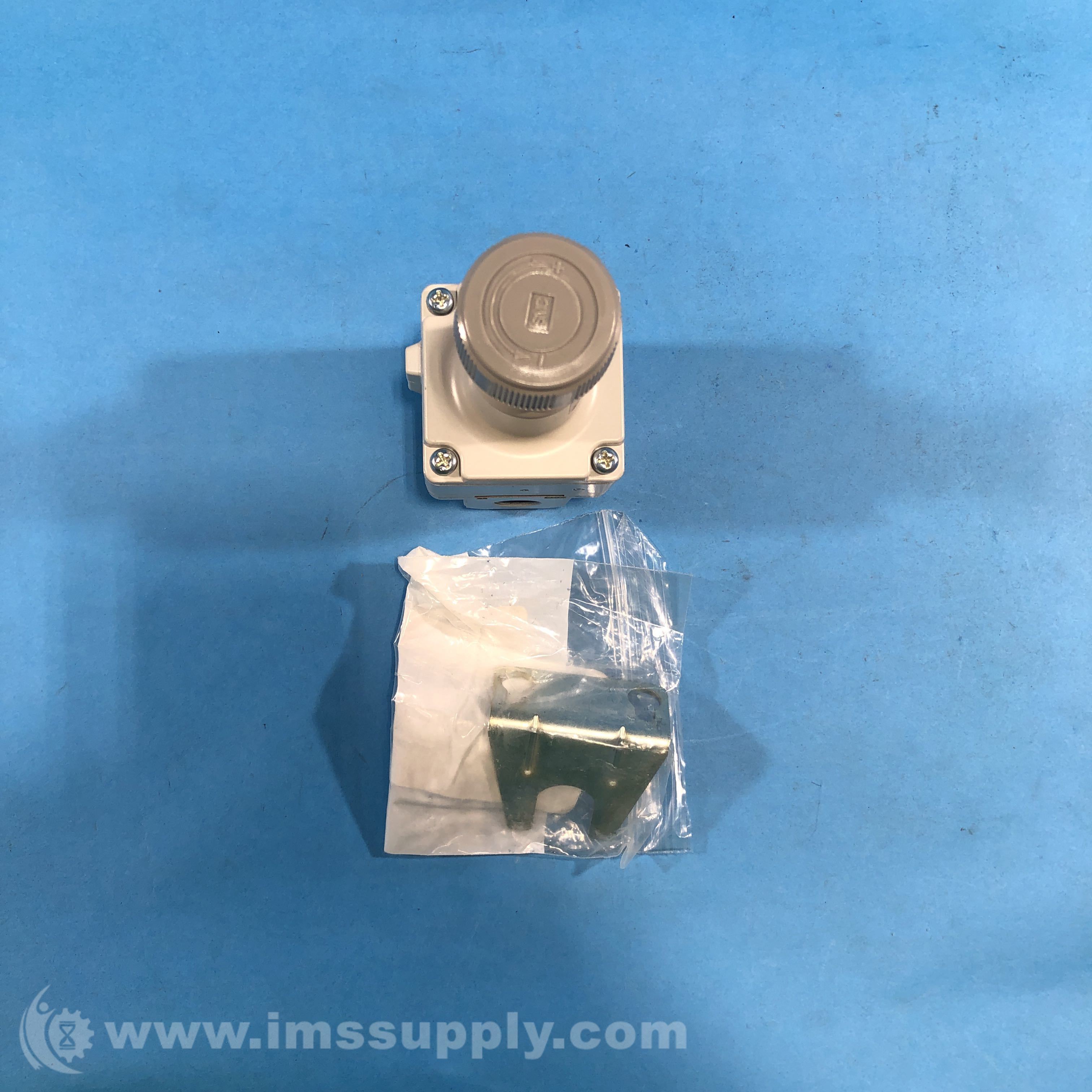 SMC IR2010-02 Precision Regulator - IMS Supply