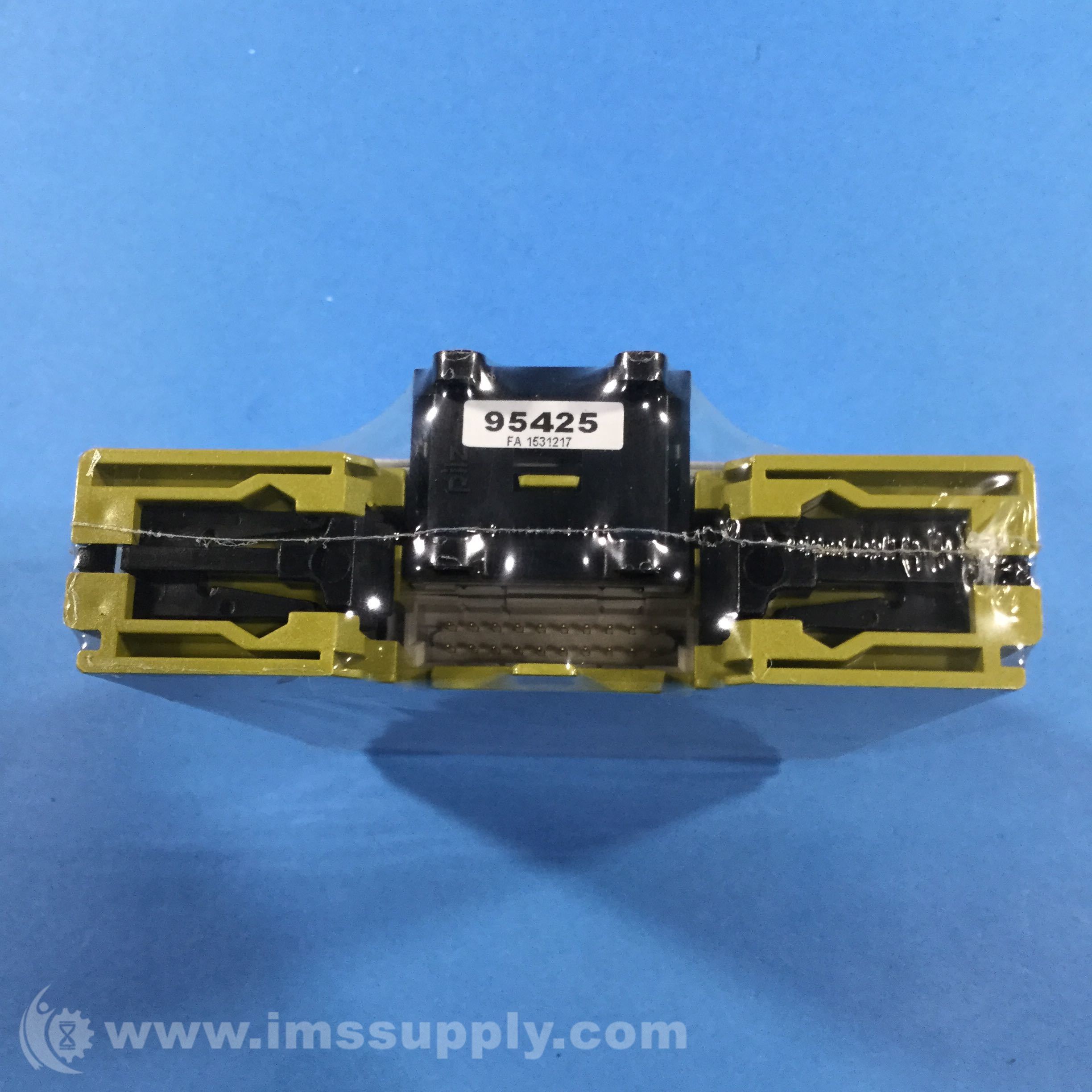 Pilz 773536 Safety Relay, Expansion Module, 2 or 4 Relay Outputs - IMS ...