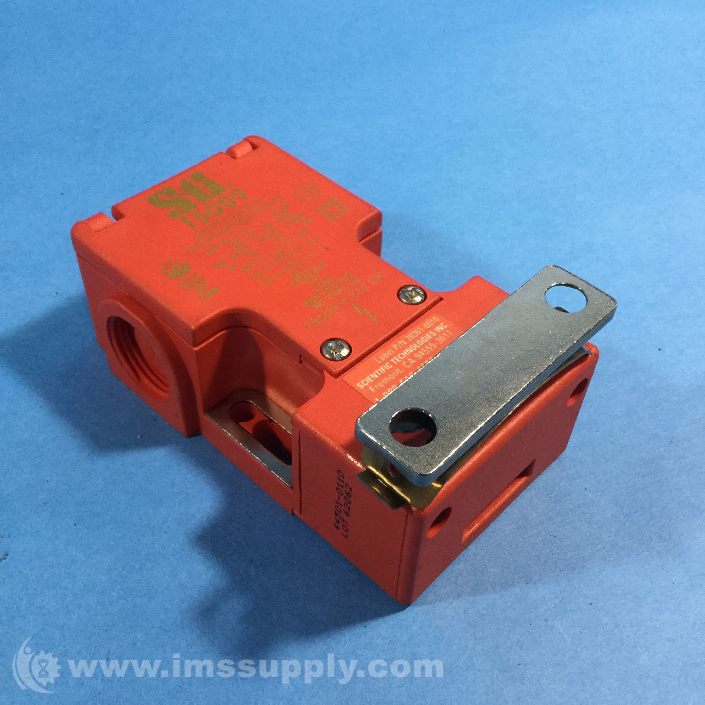 STI 445010110 Safety Interlock Switch IMS Supply