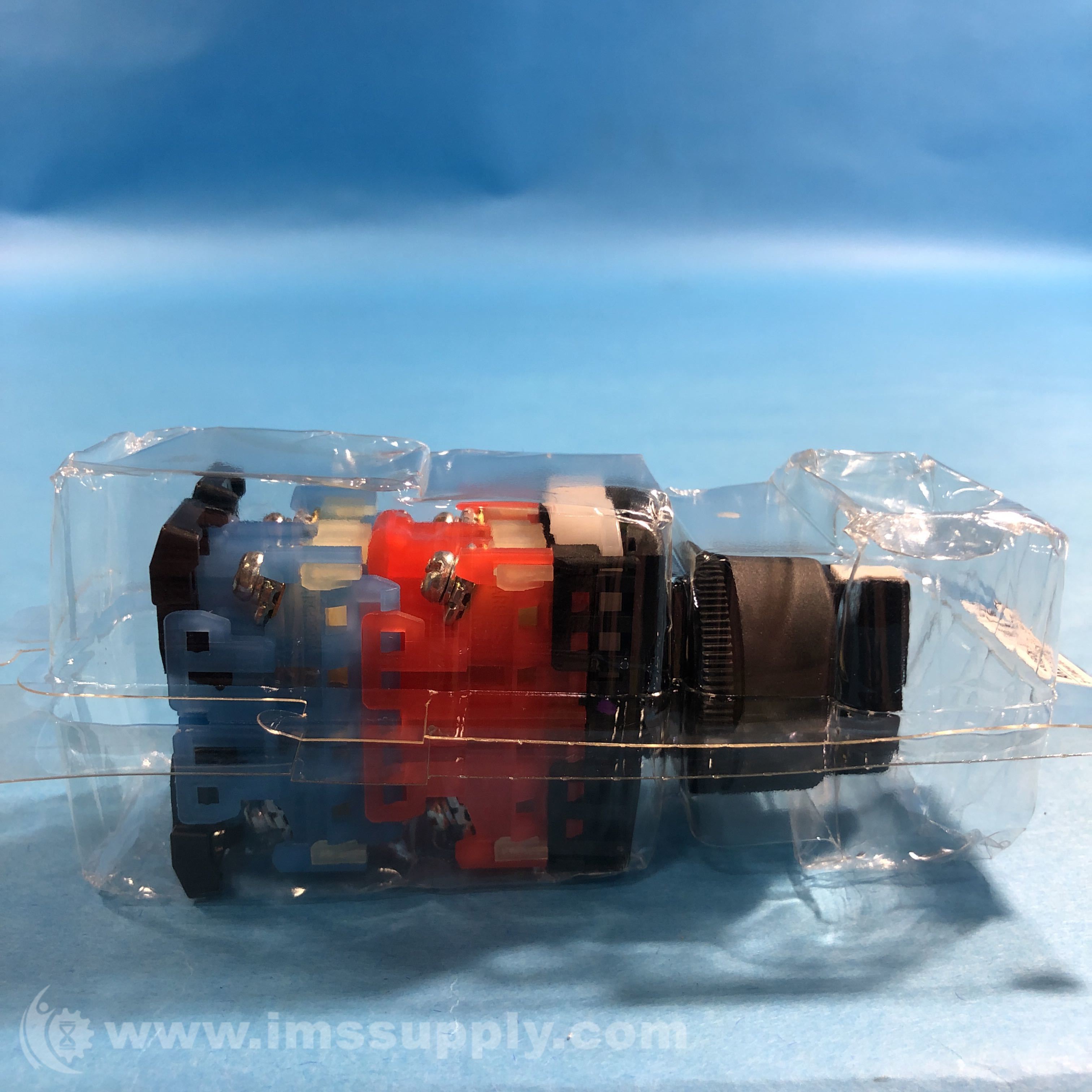 Fuji Electric AR22PCR3174B Selector Switch AR22 Shape IMS Supply