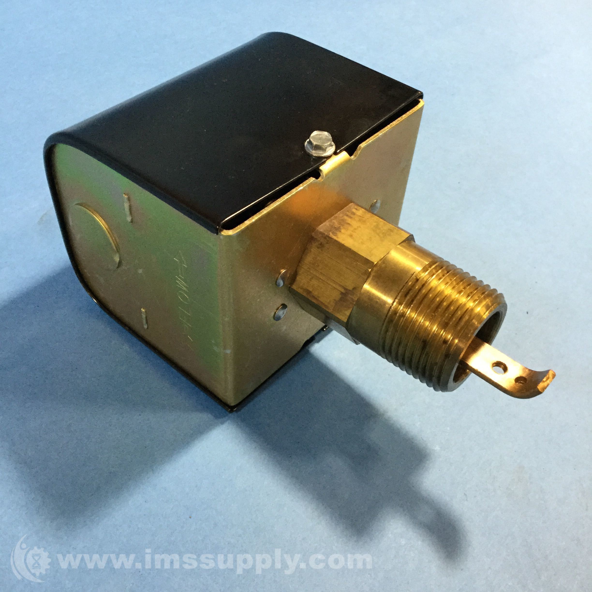 McDonnell & Miller Model FS43 1" Paddle Style Flow Switch 114400