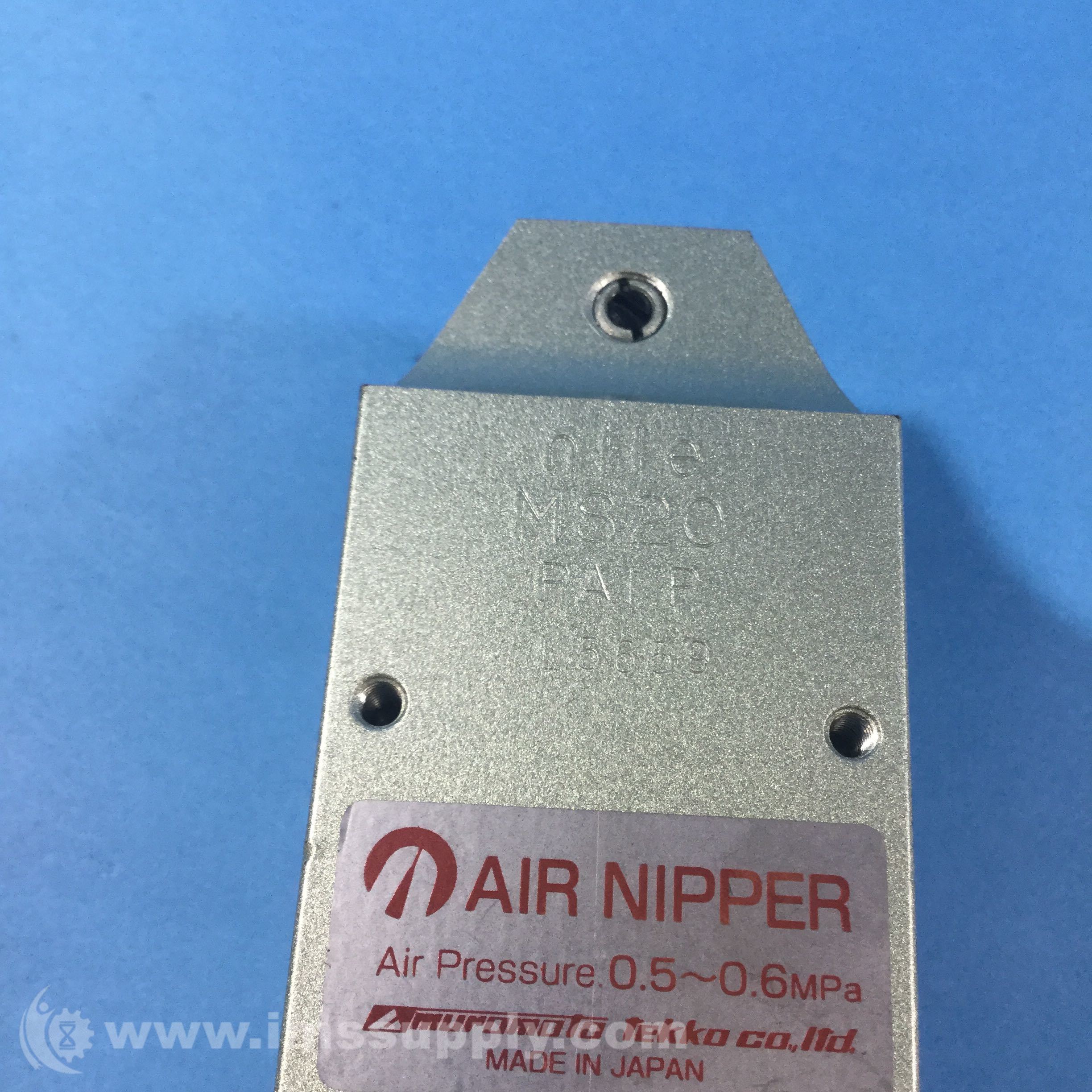 Pince Pneumatique Muromoto Tekko MR-30A - 2740N, 0,5-0,6 MPa - Occasion