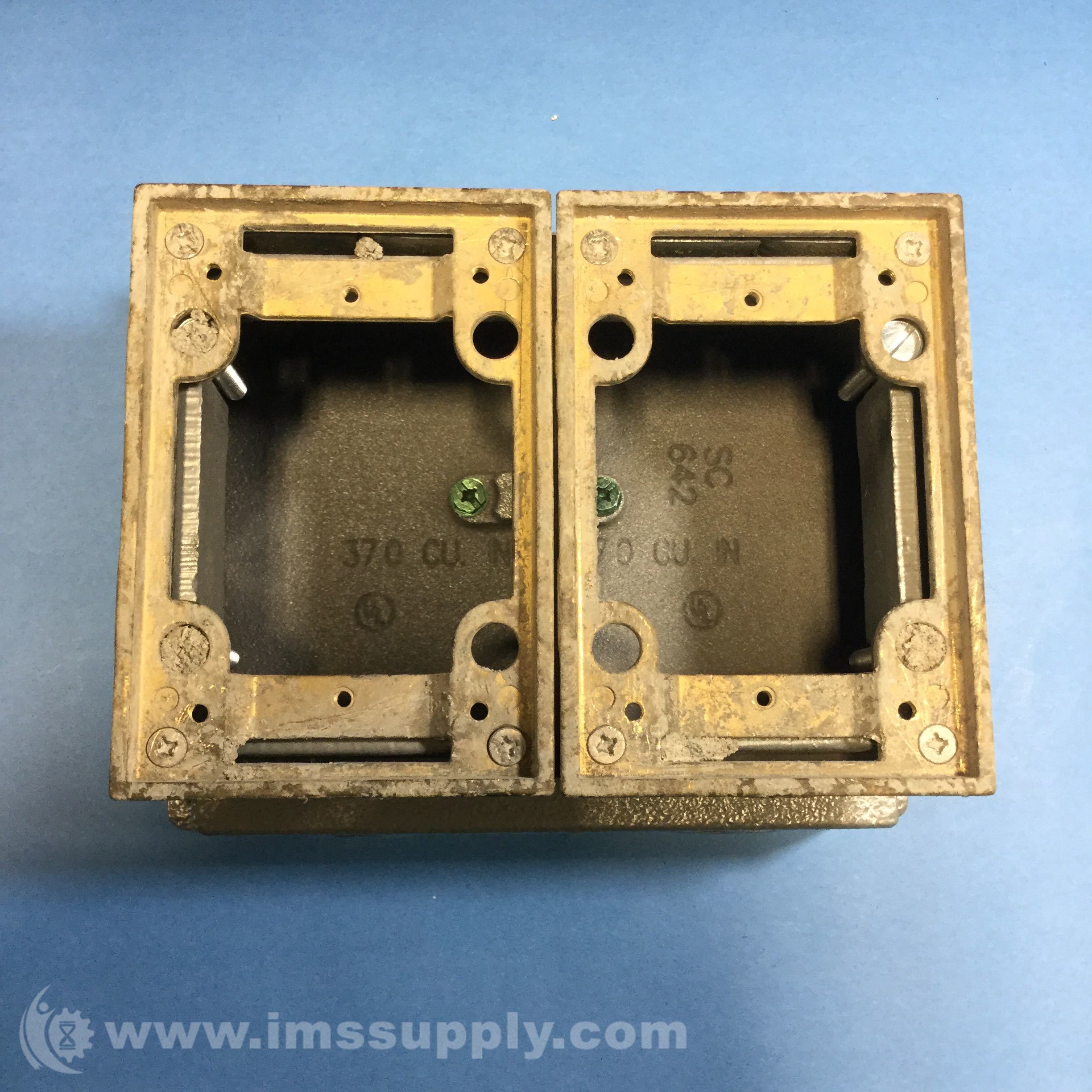 Thomas & Betts 642 2Gang Floor Box IMS Supply