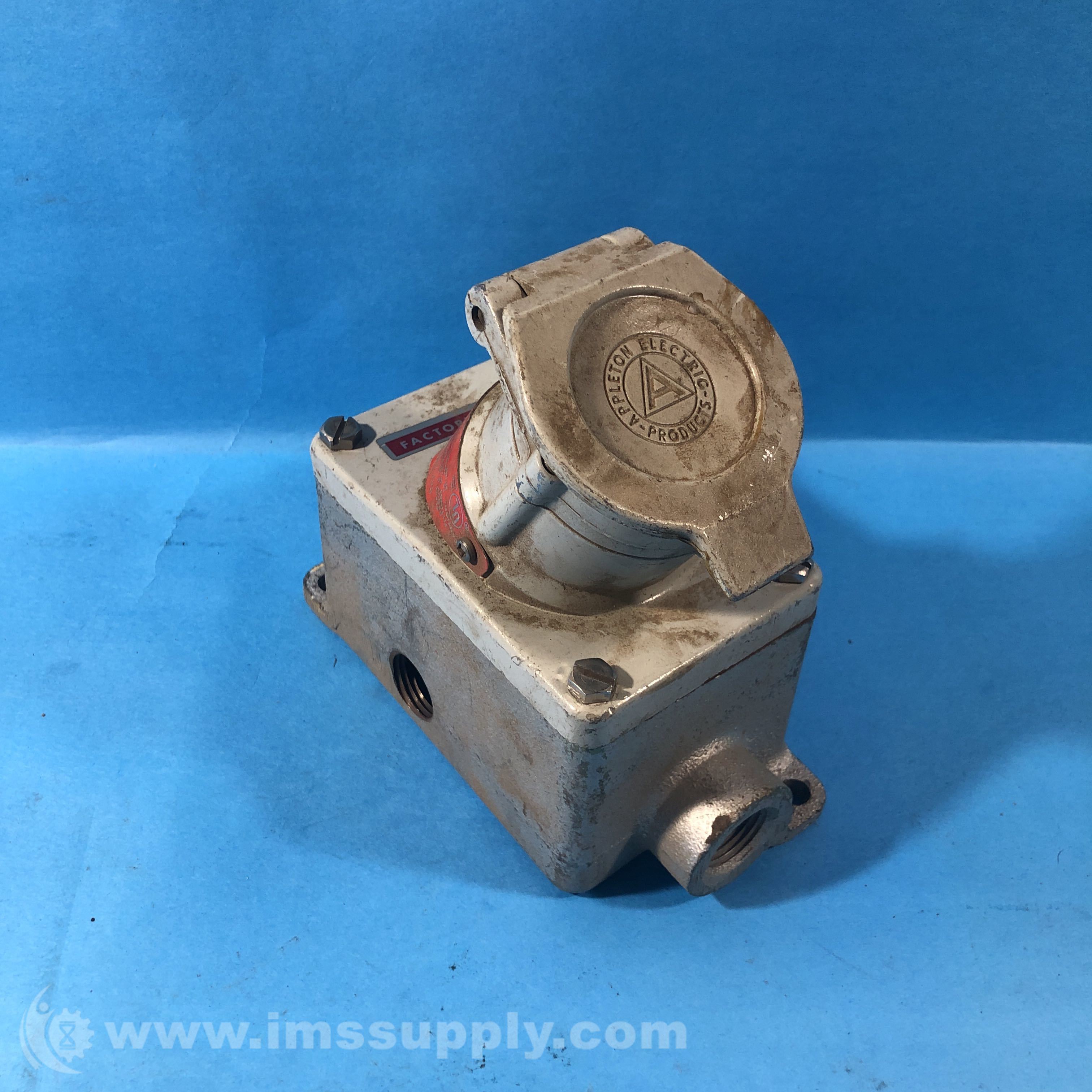 Appleton EFS1502023 ULine 1Gang Receptacle with Mounting Box IMS