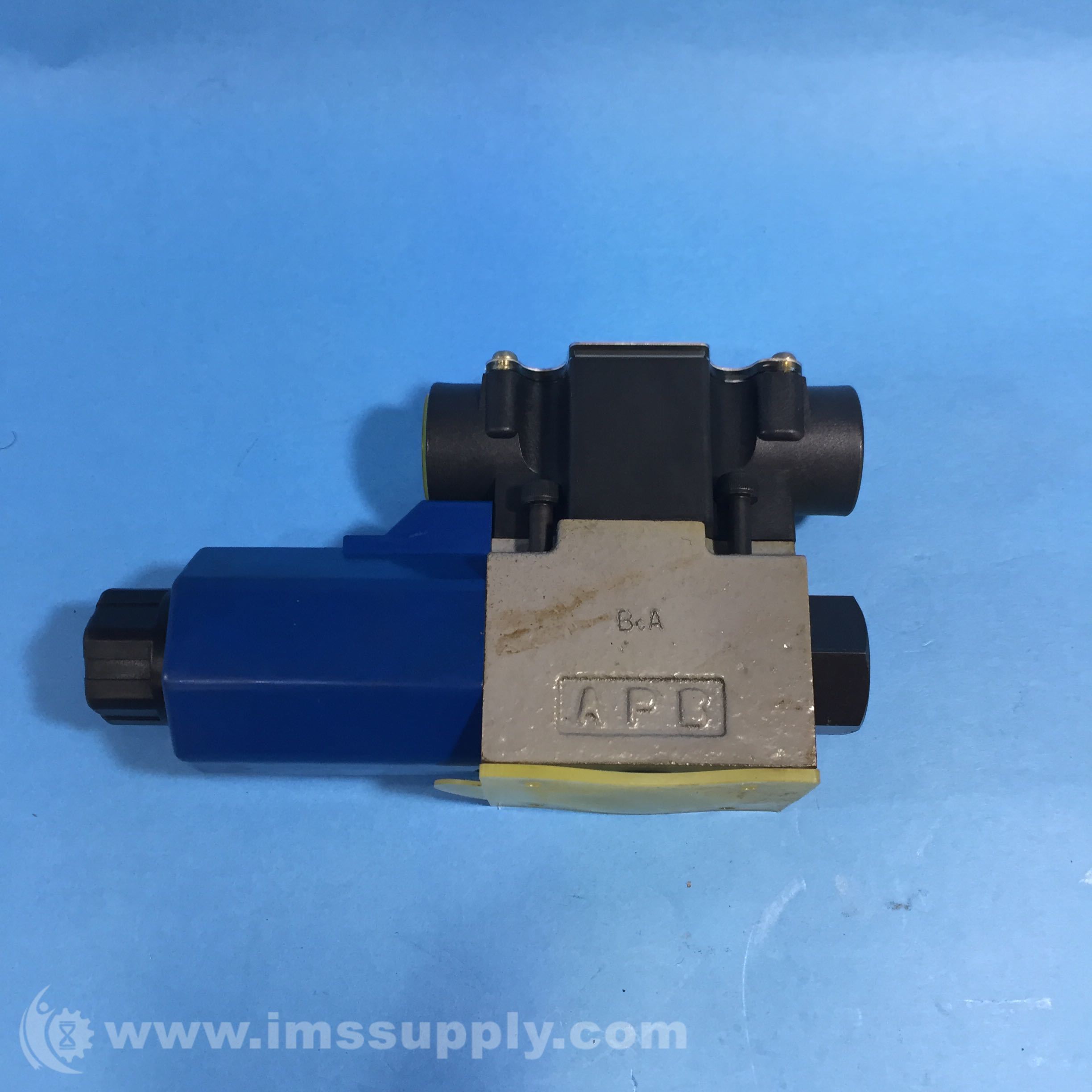 Toyo-Oki HD3-2S-BCA-025A-WYD2 Solenoid Directional Valve, 6E9140