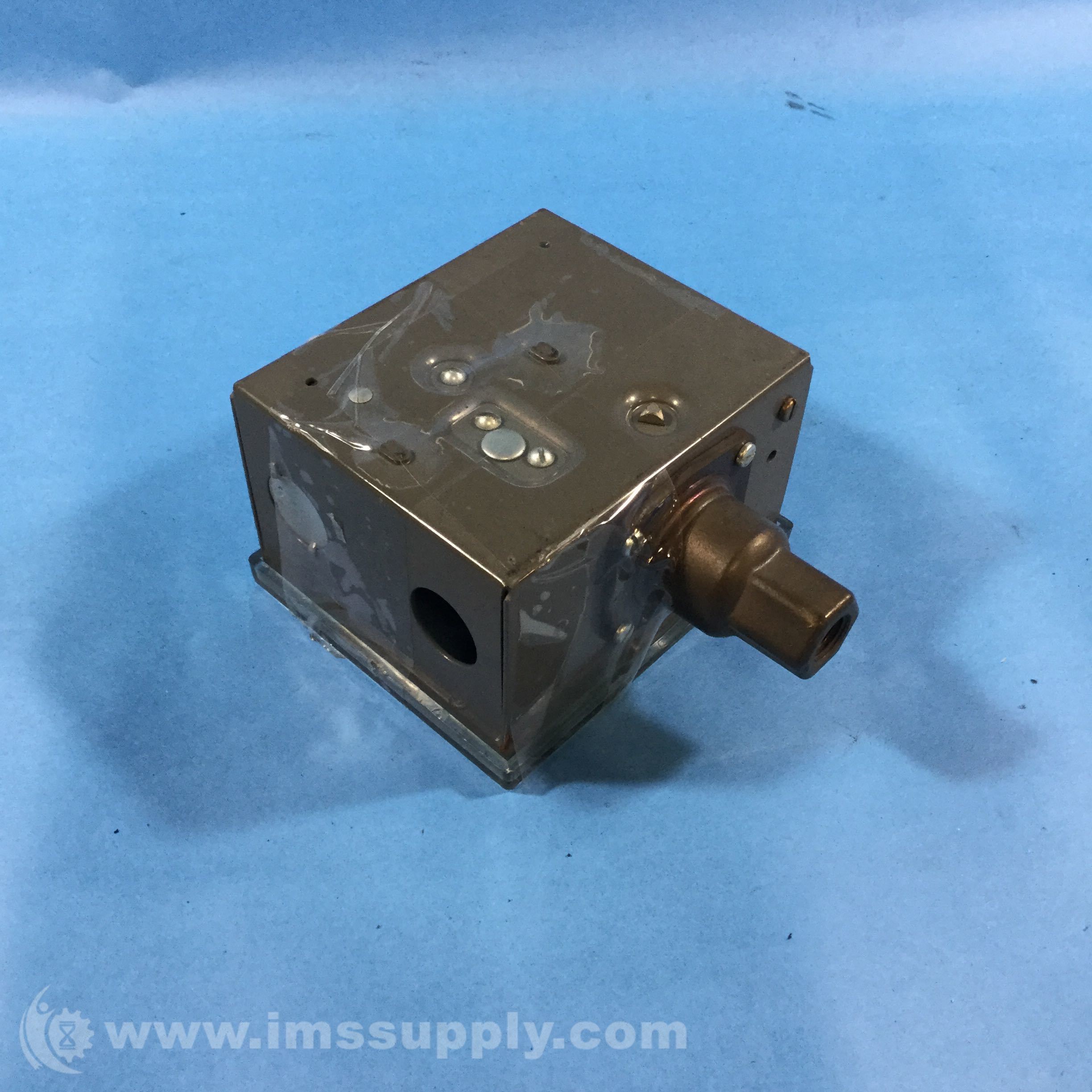 Honeywell L404F1094 Pressure Switch, Pressuretrol Controller IMS Supply