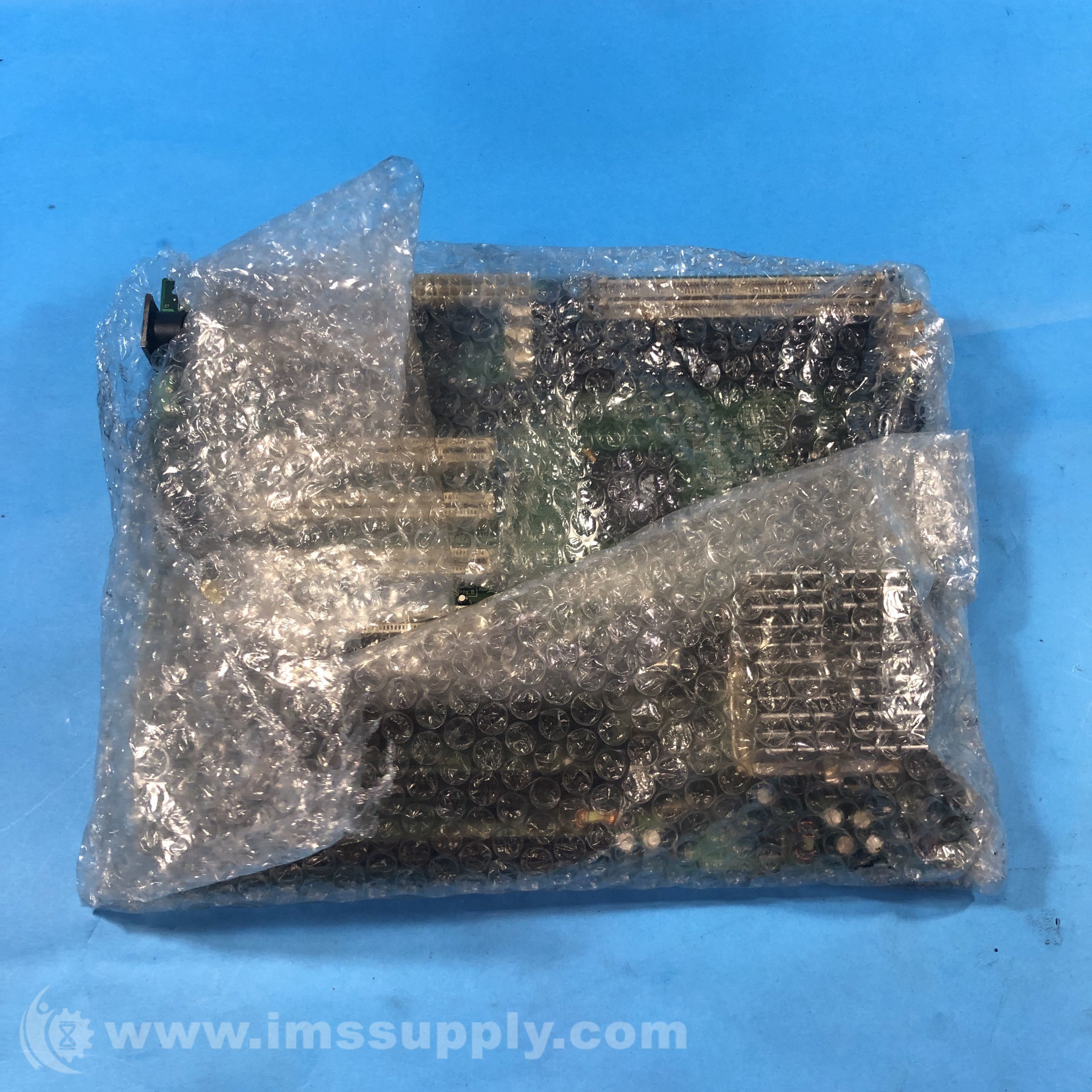 Tyan Computer Corporation S1590S-100MHZ Motherboard Socket