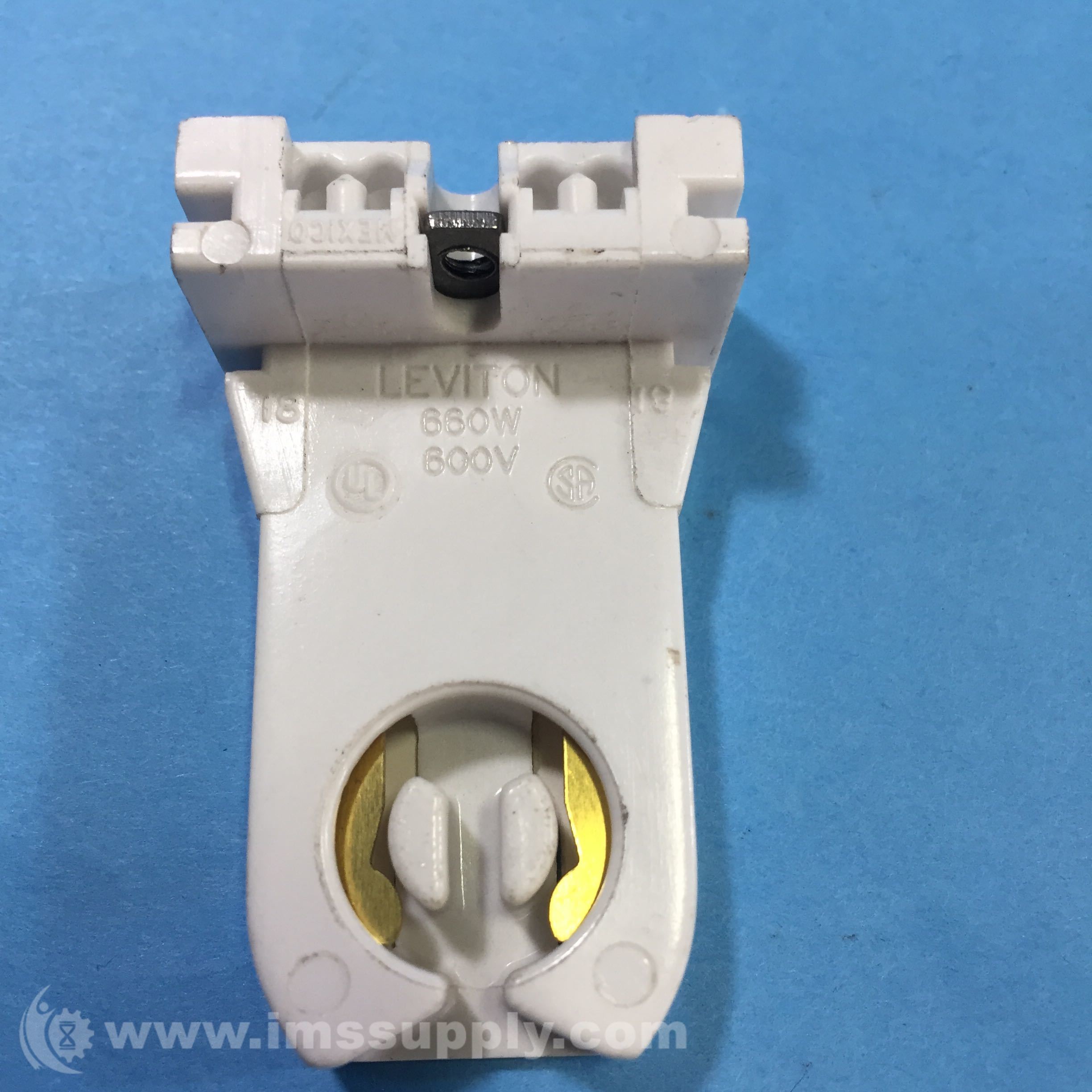 Leviton outlet 660w 600v