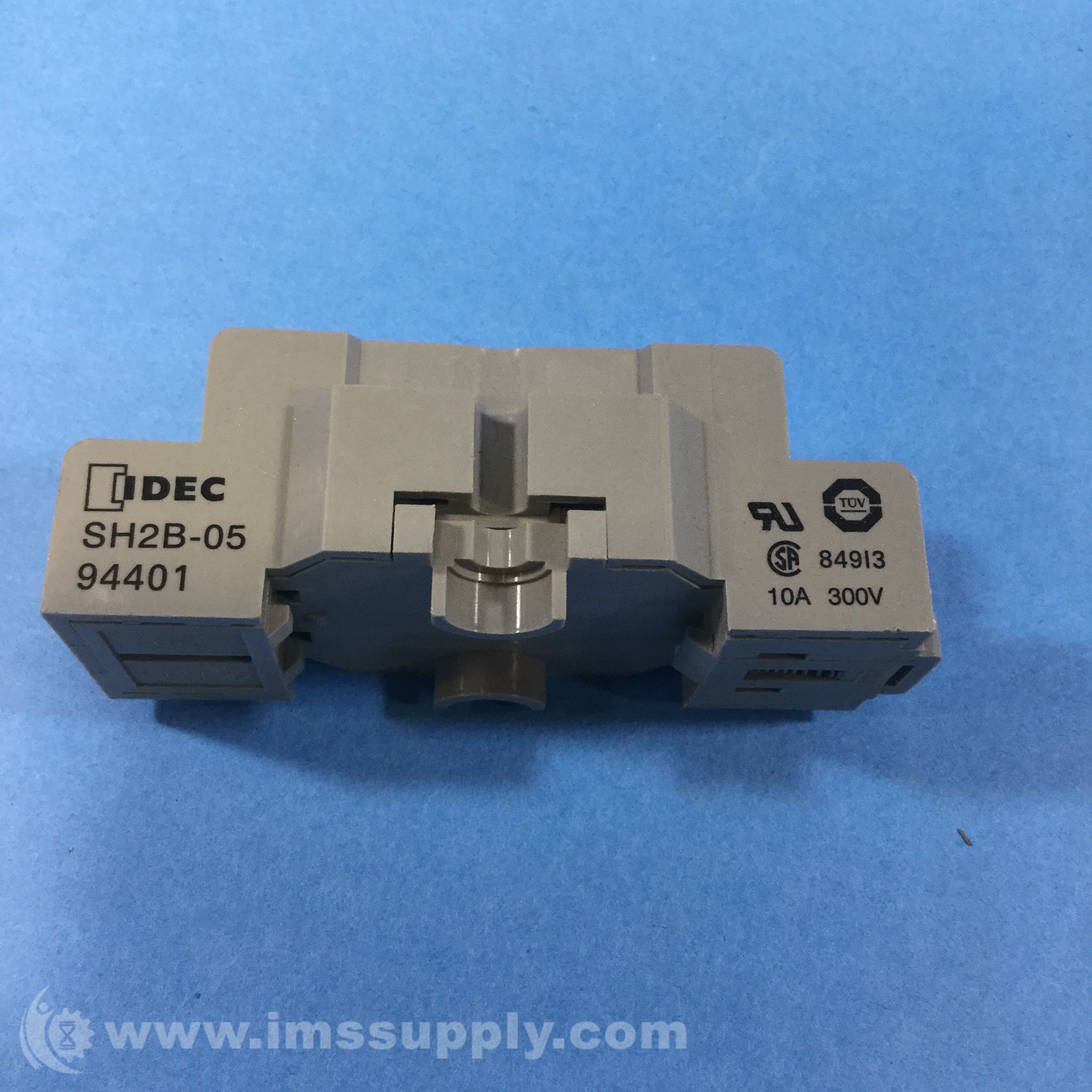 Idec SH2B-05 10AMP RH Series Relay Socket - IMS Supply