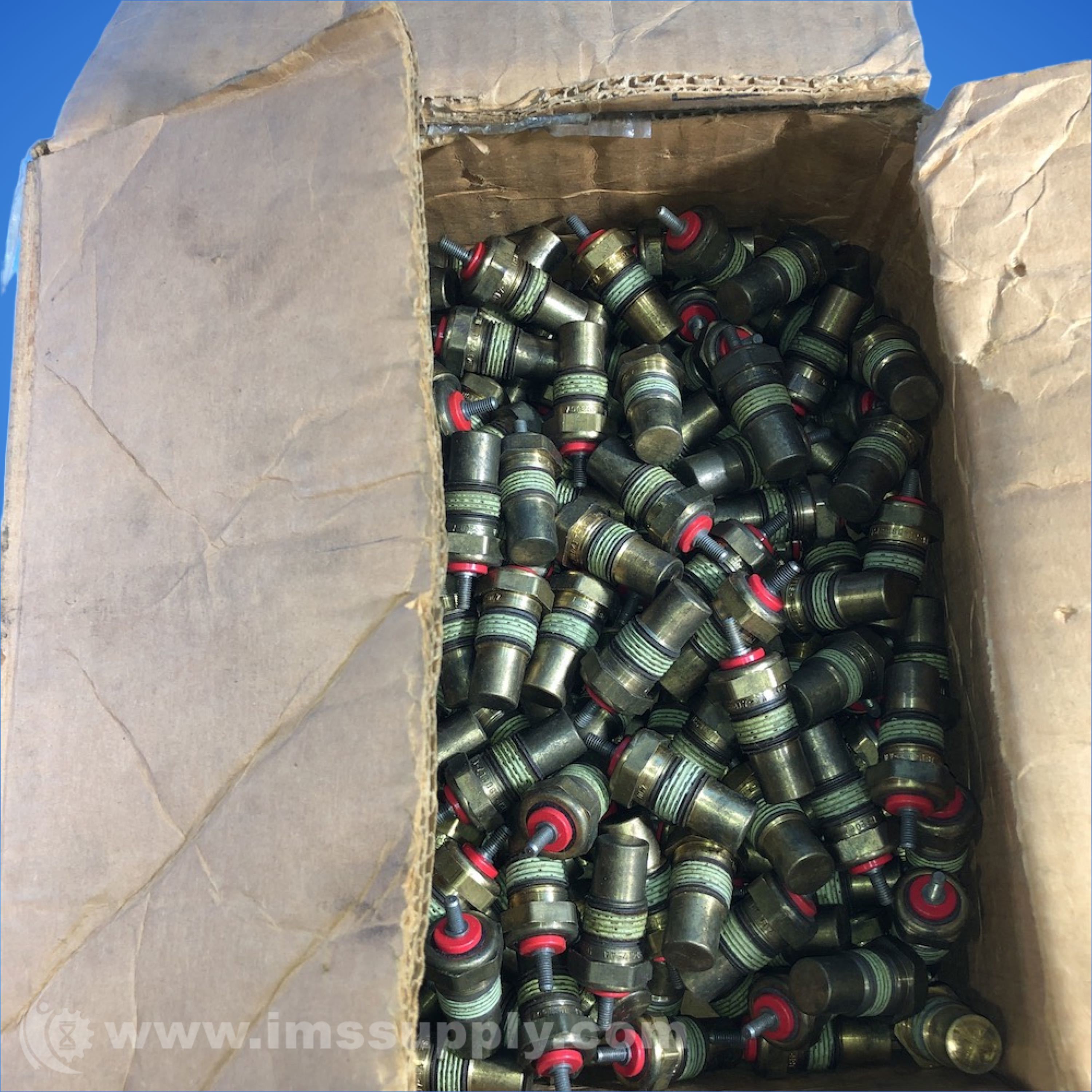 Hi-Stat Manufacturing Co, Inc. F1SH 18D417 Box of 228 Sensors - IMS Supply