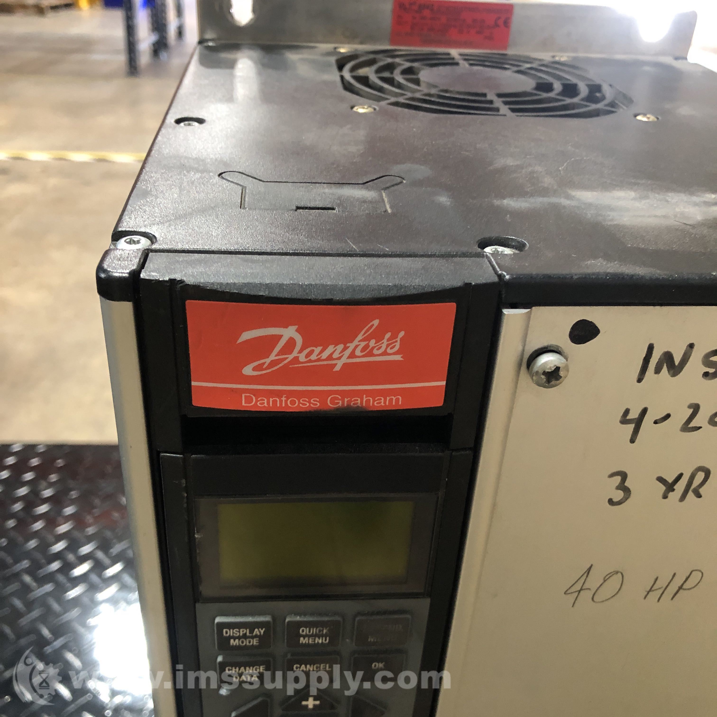Danfoss 175Z7369 VLT 6042 AC Drive 40HP 3Ph w/ Keypad - IMS Supply