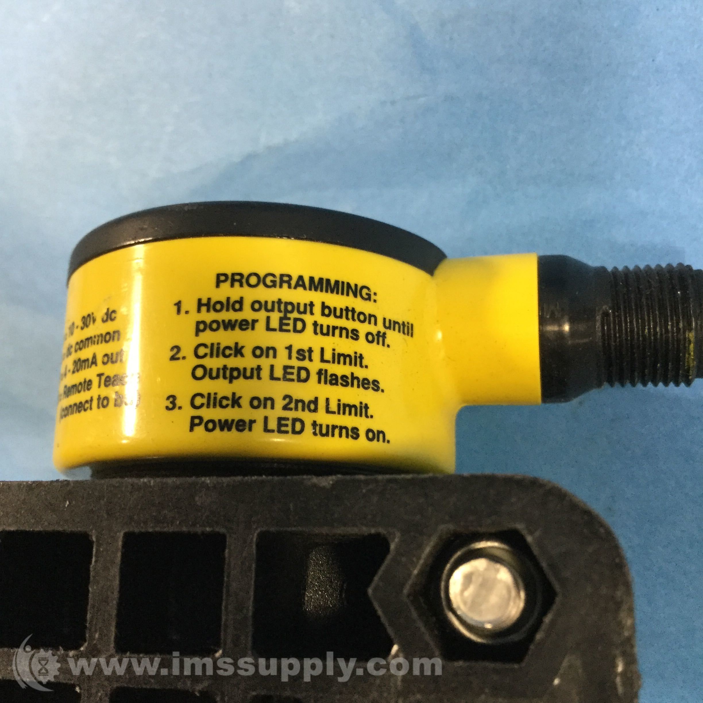 Banner T30UXIBQ8 Ultrasonic Sensor, 30 mm, Rectangular, Diffuse IMS Supply