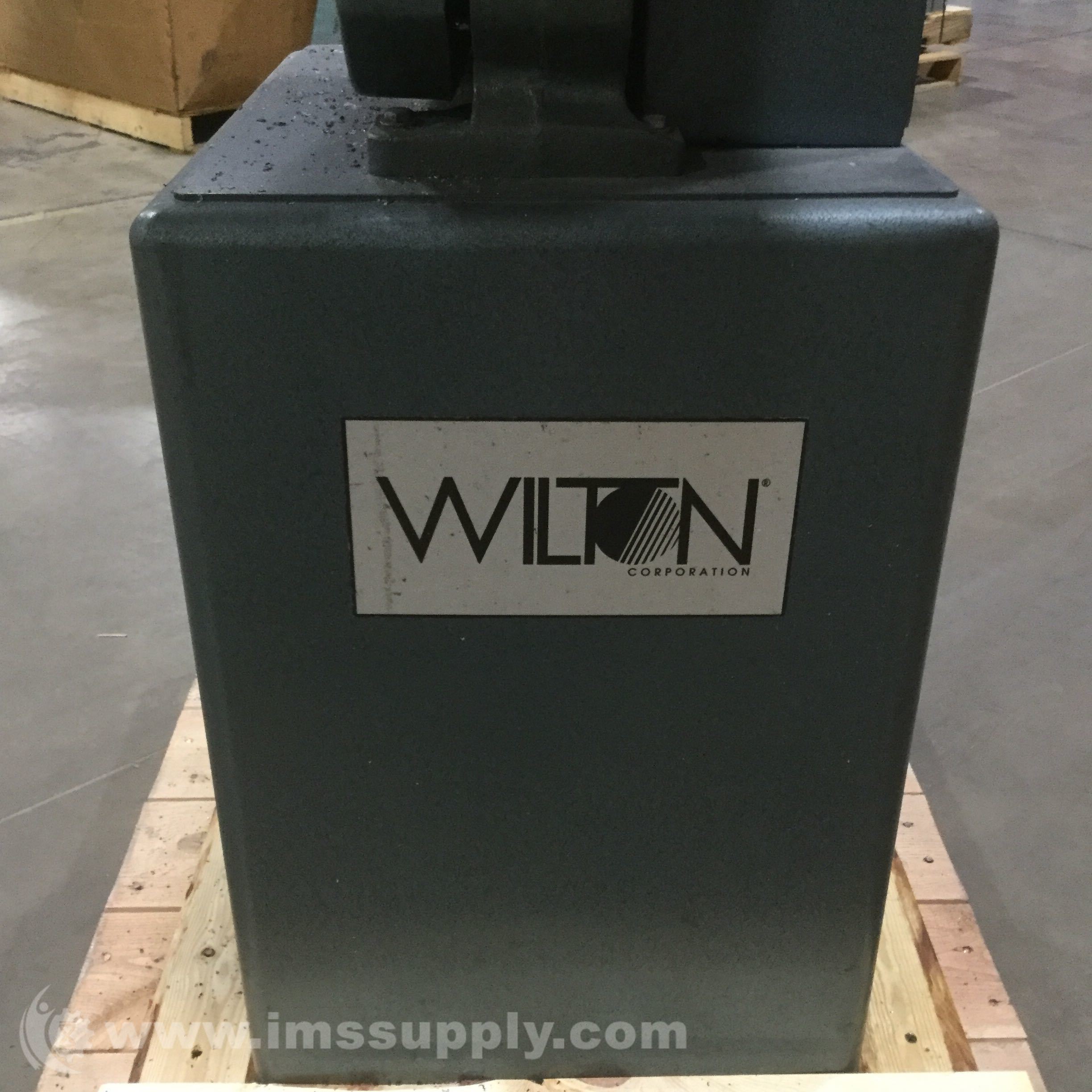 Wilton Tools 8201 14 Tradesman Vertical Bandsaw IMS Supply