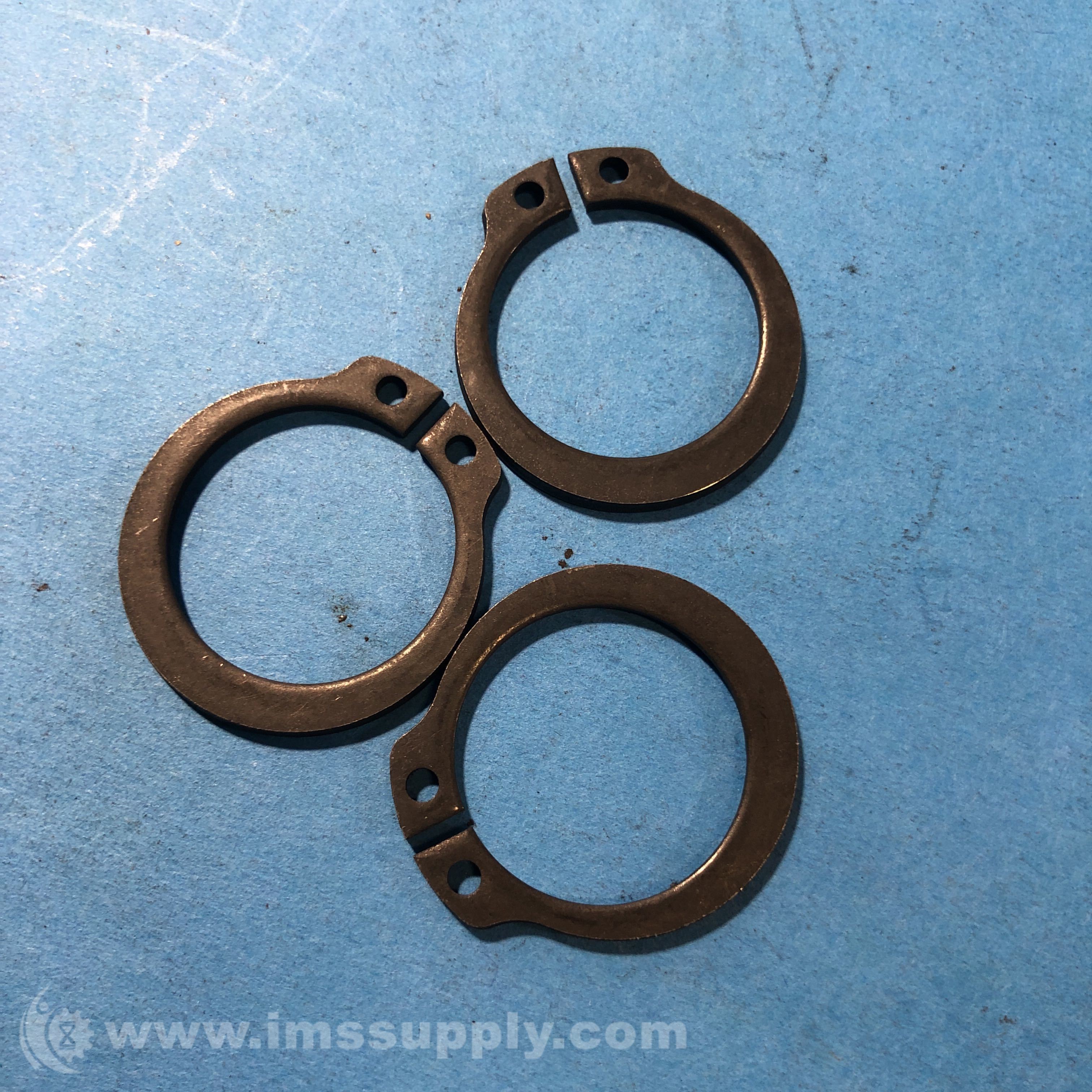 McMaster-Carr Set of 3 Self-Locking External Retaining Rings - IMS Supply