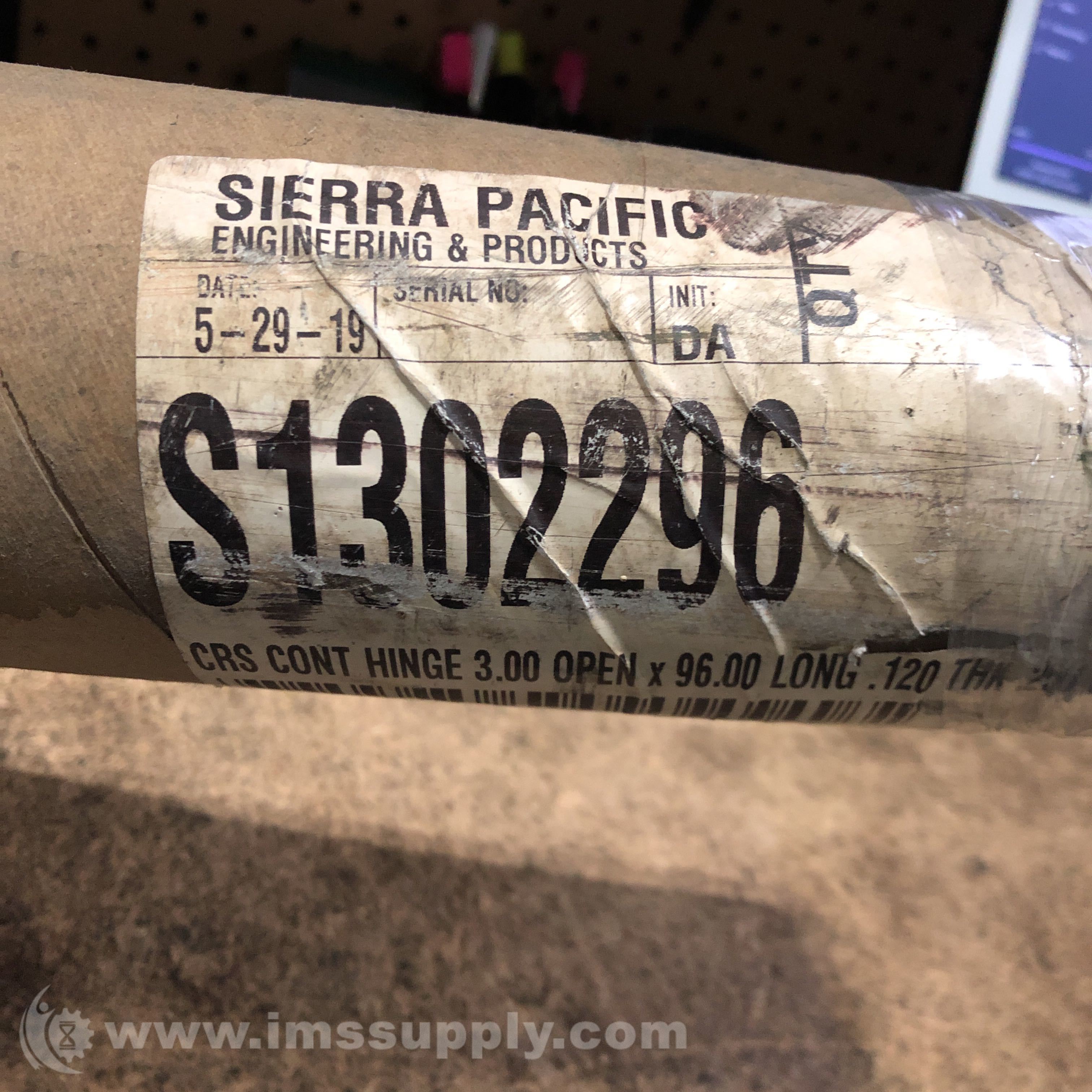 Sierra Pacific Engineering and Products S1302296 Case of 5 Hinges IMS