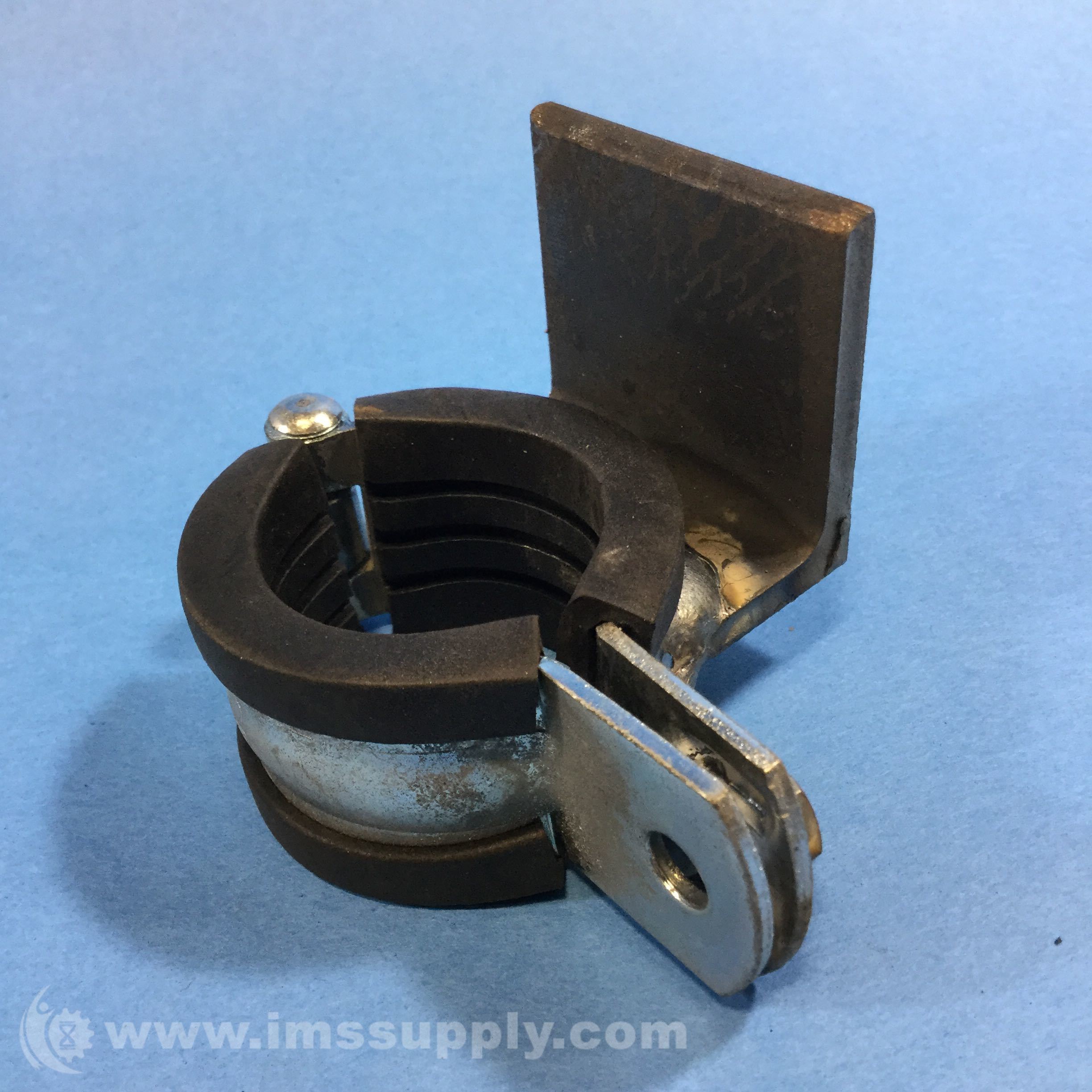 Nichiei Intec 3 Clamp Mounts, Vertical Pipe Fitting IMS Supply