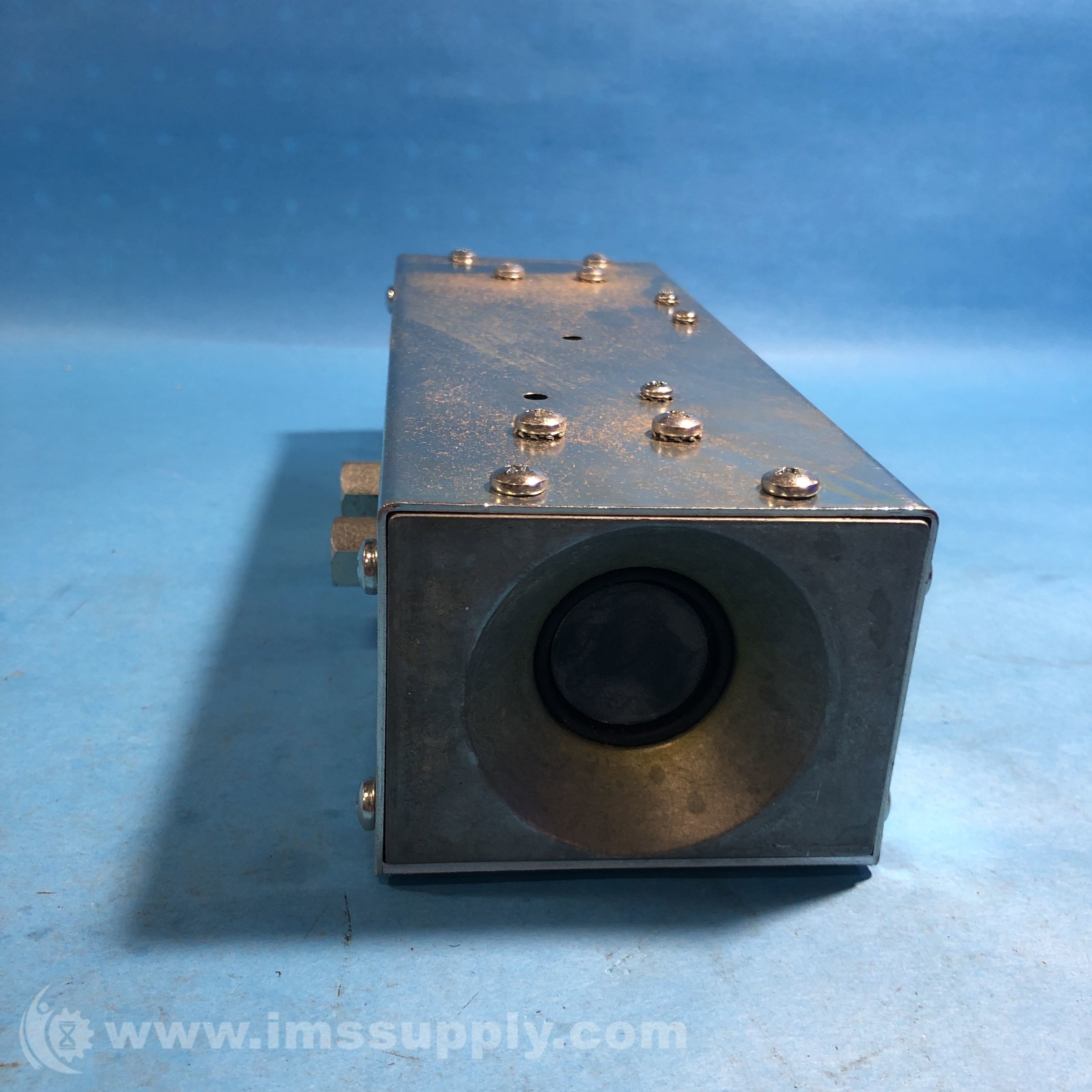 Mead Fluid Dynamics CVS101 Air Piloted Valve IMS Supply