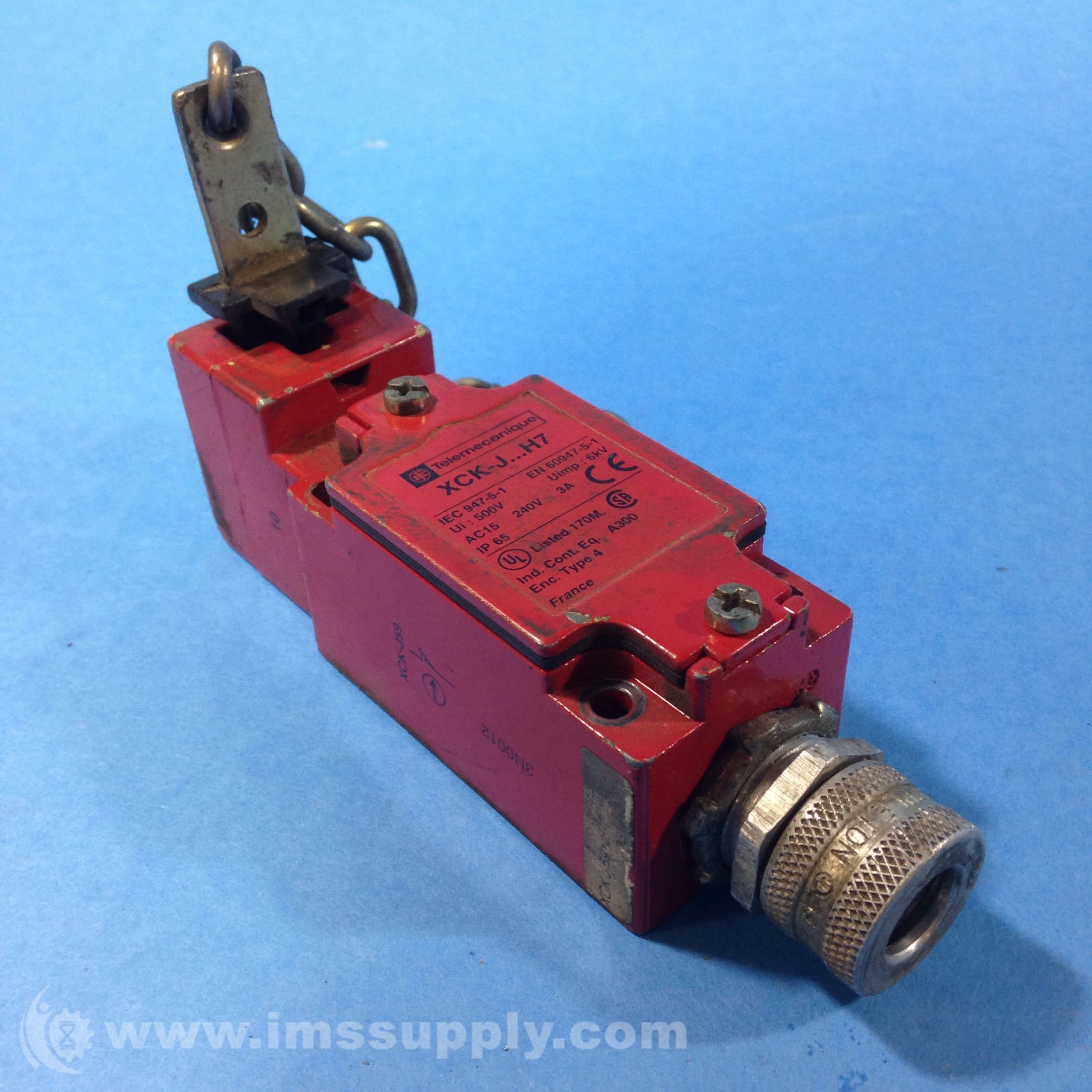 ニシキ　LT Telemecanique XCK-JH7 Limit Switch with Key 240V 3A - IMS Supply