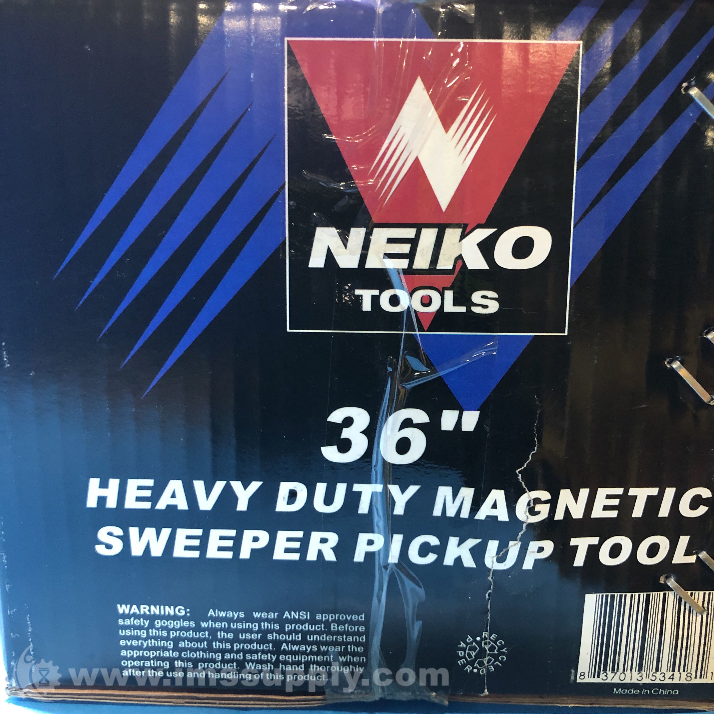 Neiko Tools 53418A Pickup Sweeper, 3 x 4 x 36 IMS Supply