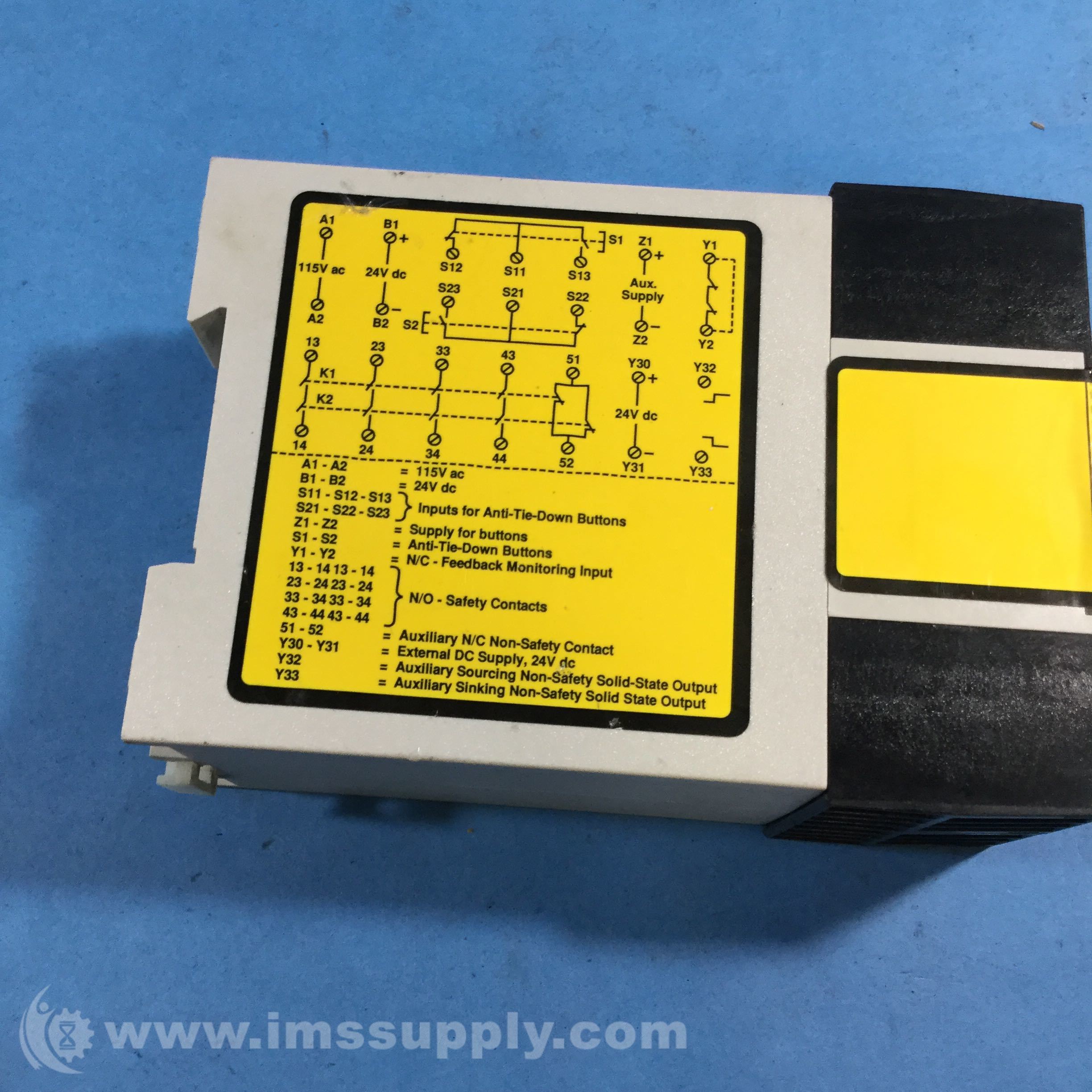 Safety Relay Module Banner AT-GM-13A 