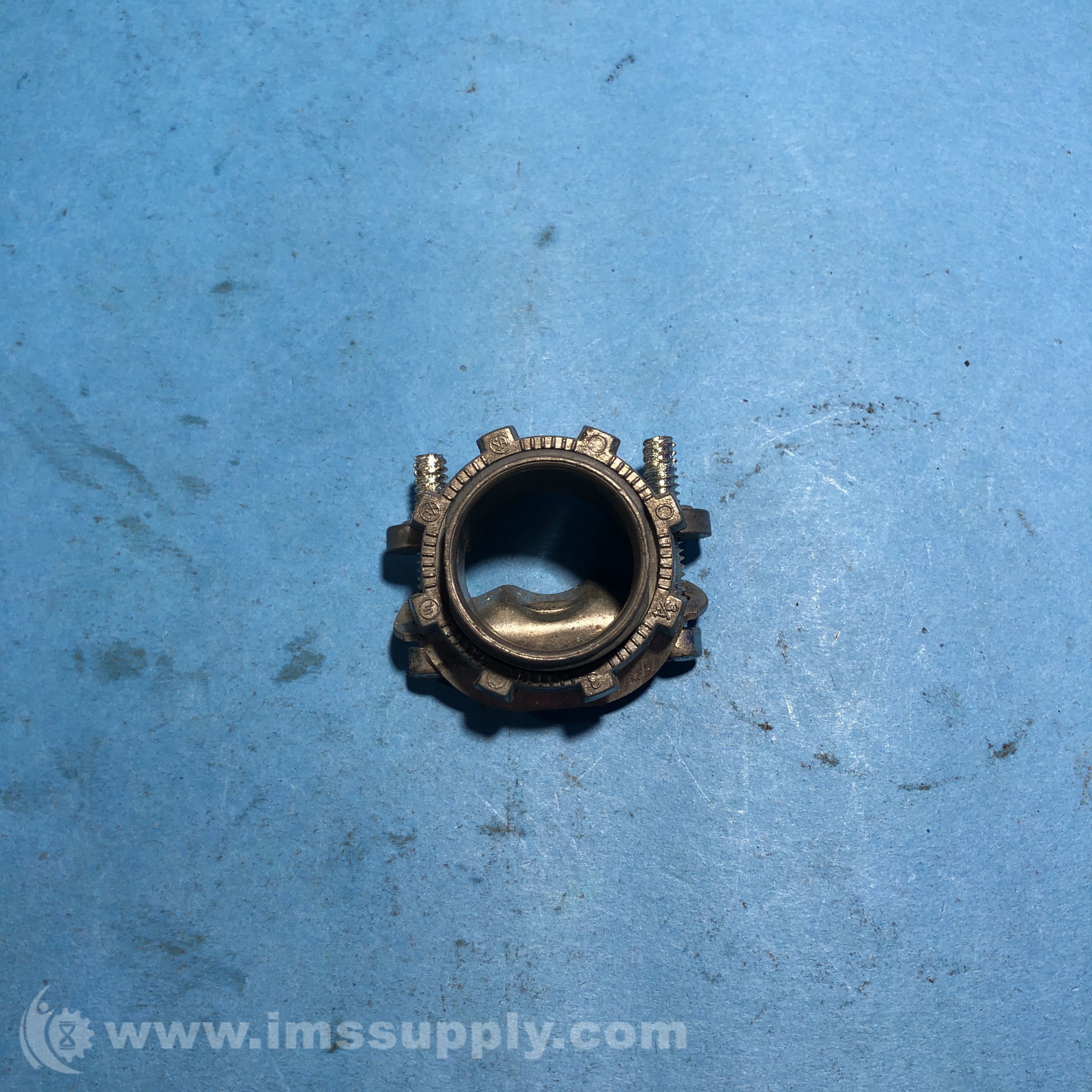 Halex 1-1/2 In. Non-Metallic (NM) Twin Screw Sheathed Cable Clamp - View #5