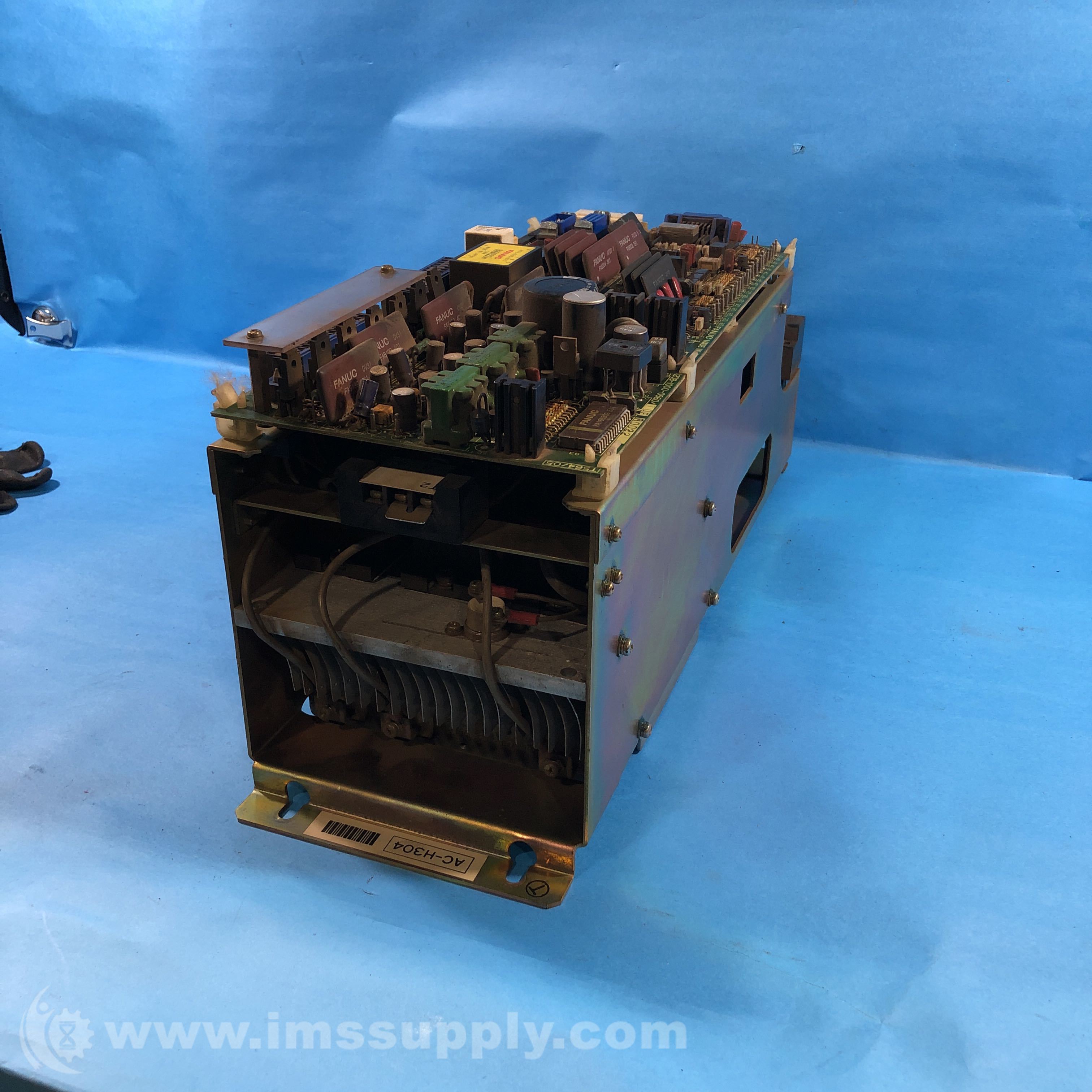 FANUC A06B-6050-H304 AC Servo Drive Velocity Control Unit FANUC A06B-6050-H304 AC Servo Drive Velocity Control Unit