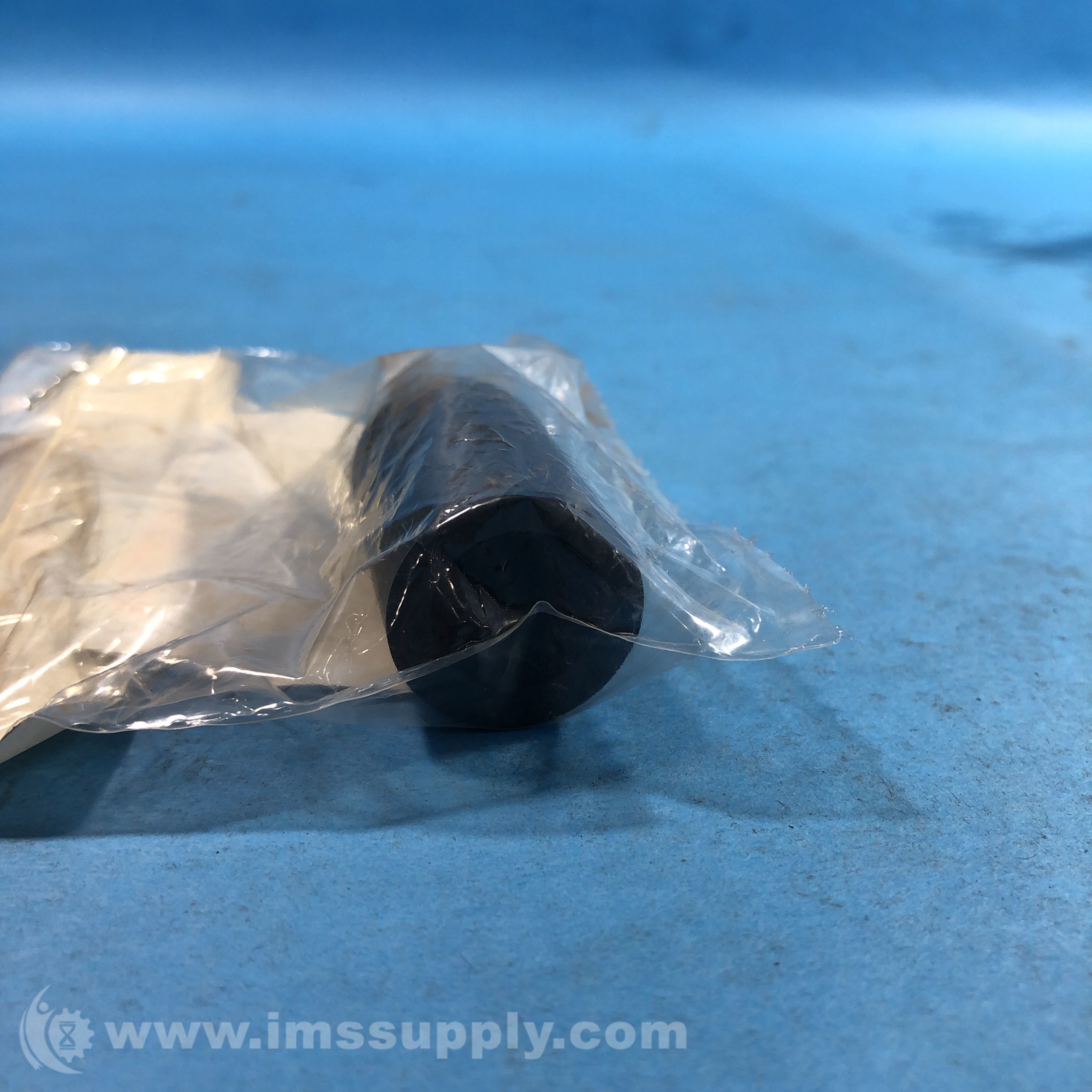 Kubota K7591-34490 Rubber Plug (Option, Return) - IMS Supply