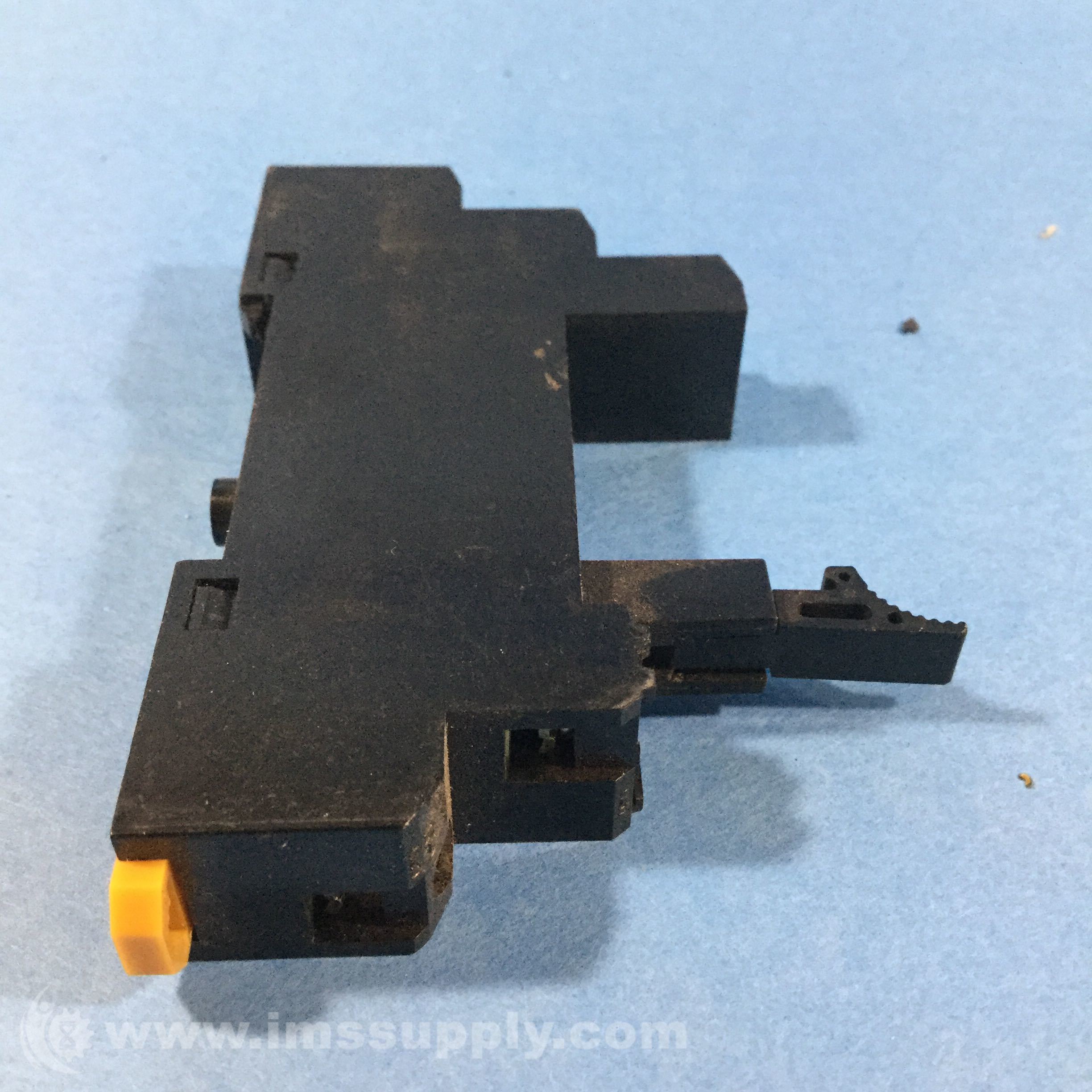 Allen Bradley 700-HN122 Socket, 8-Blade, Miniature, Includes - IMS Supply