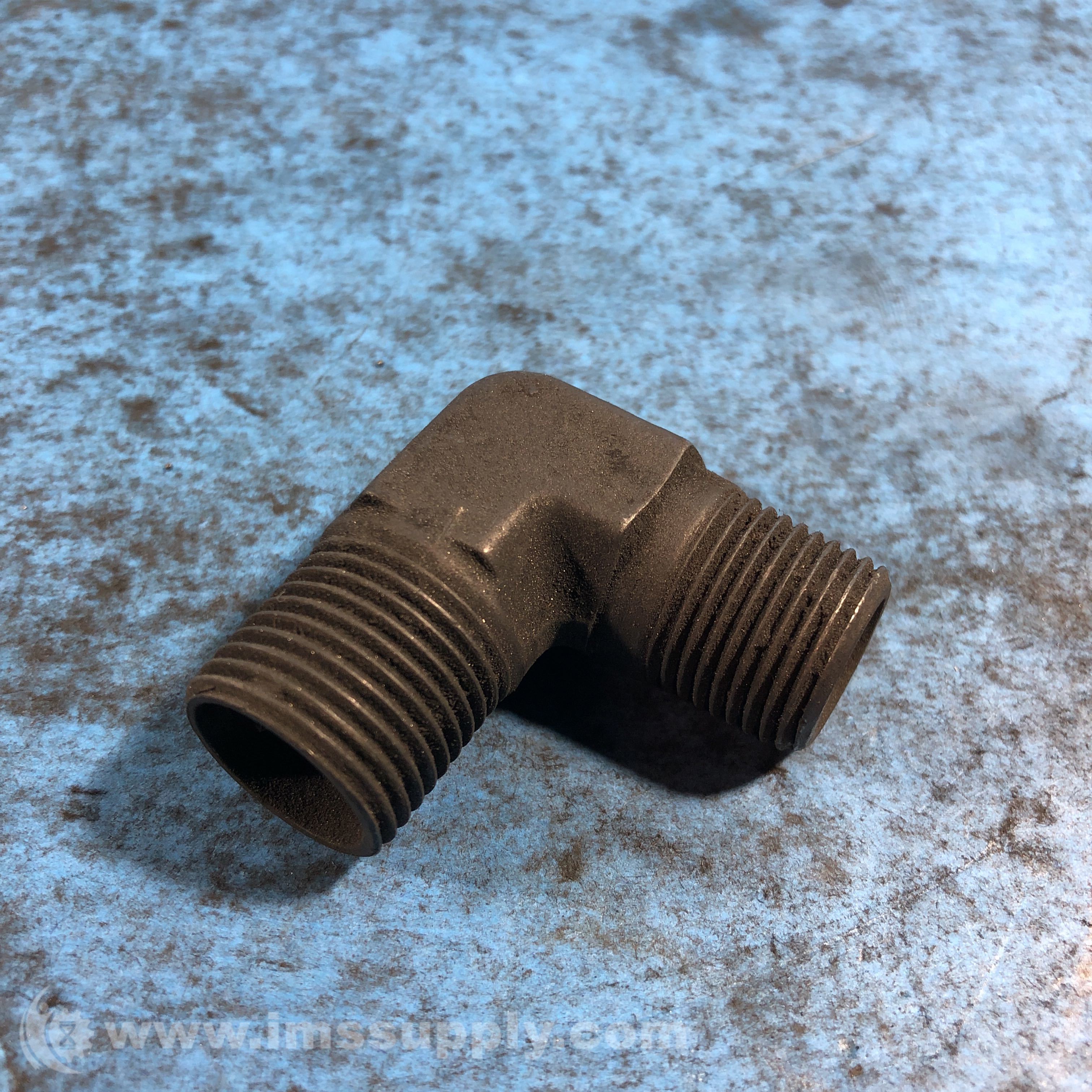 Parker Right Angle Threaded Fitting - IMS Supply